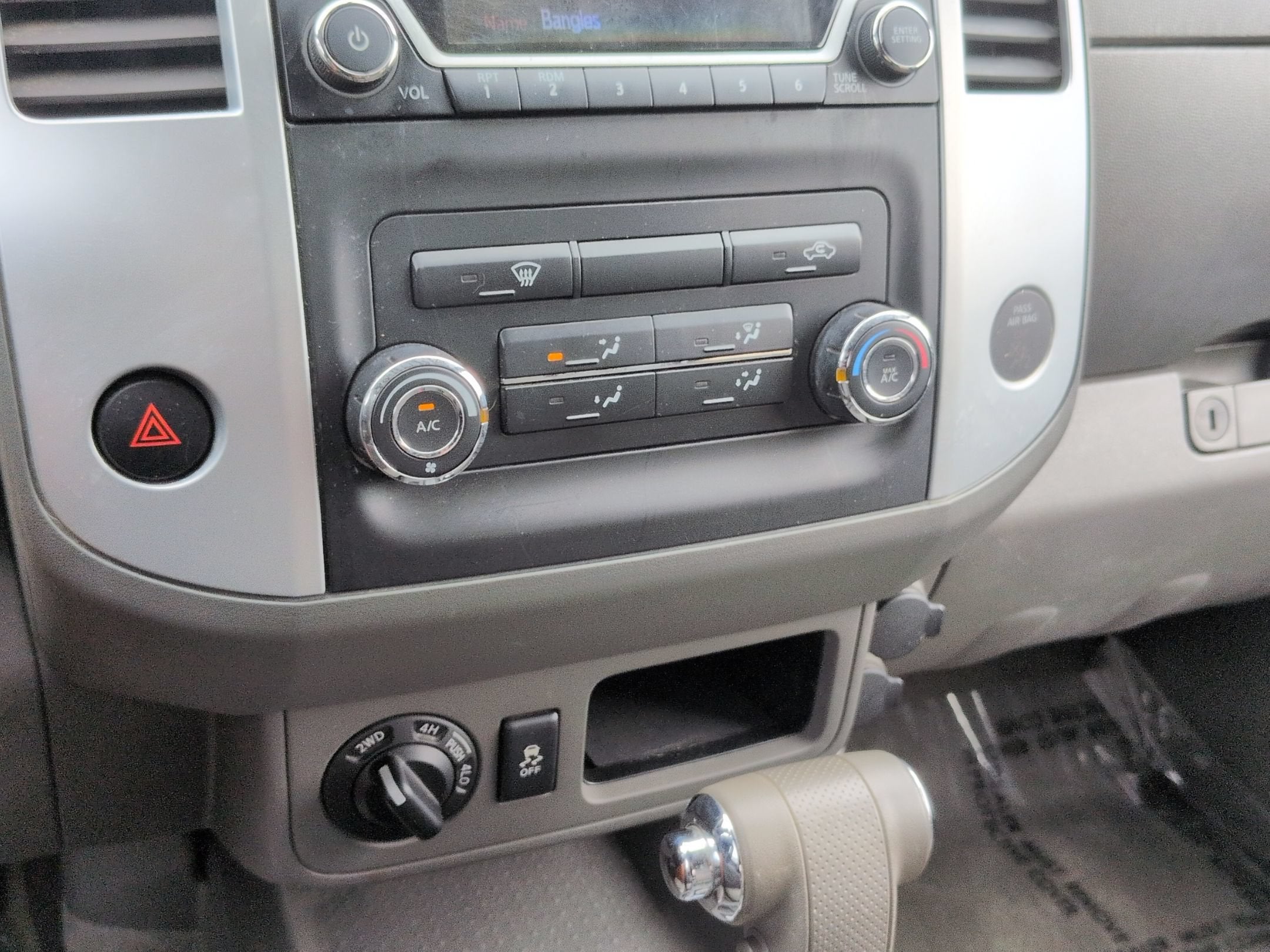2015 Nissan Frontier SV