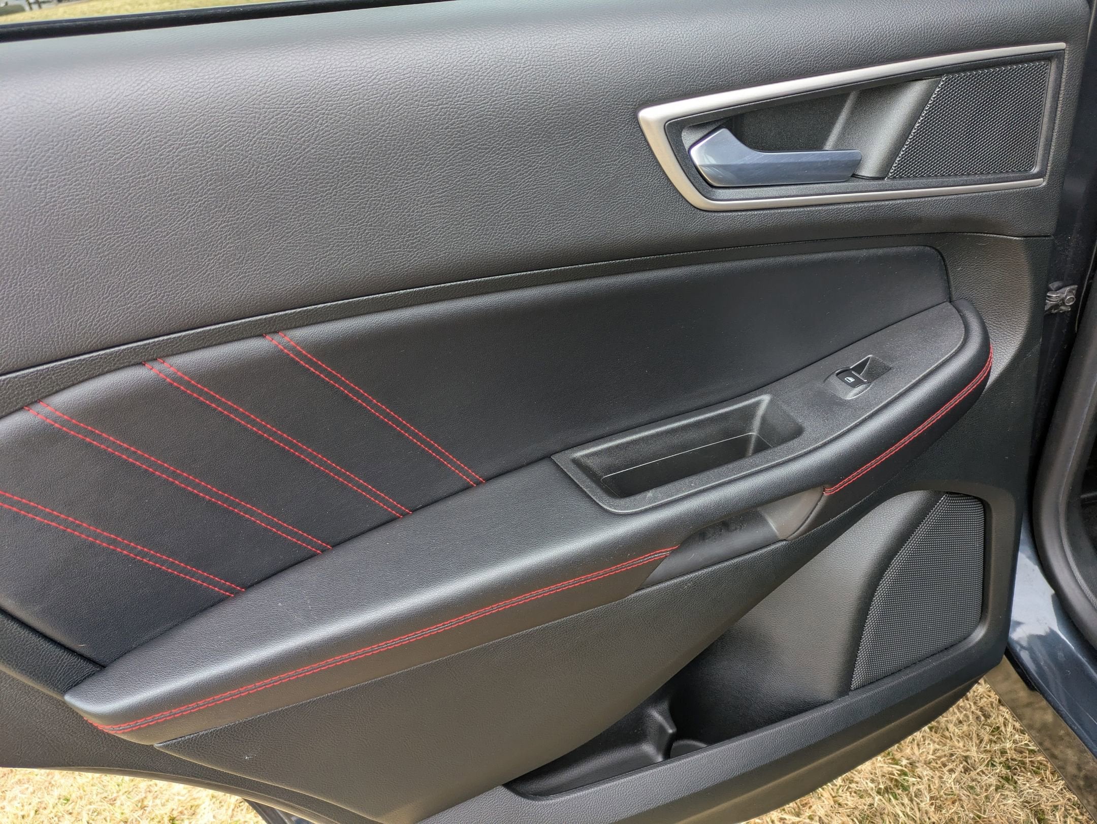 2022 Ford Edge ST Line