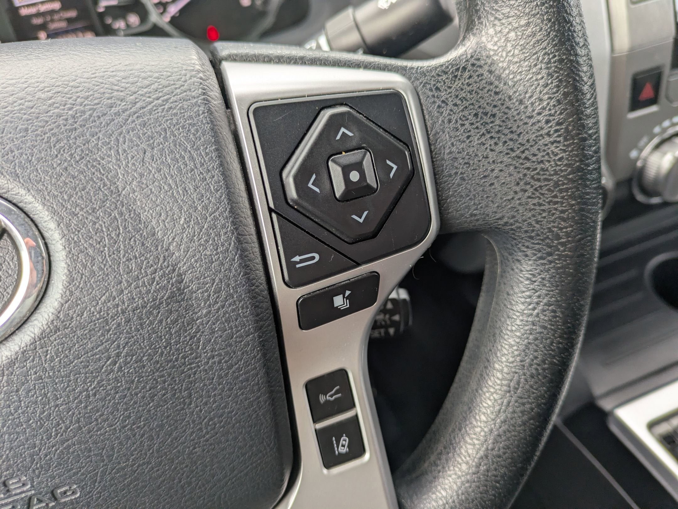 2018 Toyota Tundra 4WD SR5