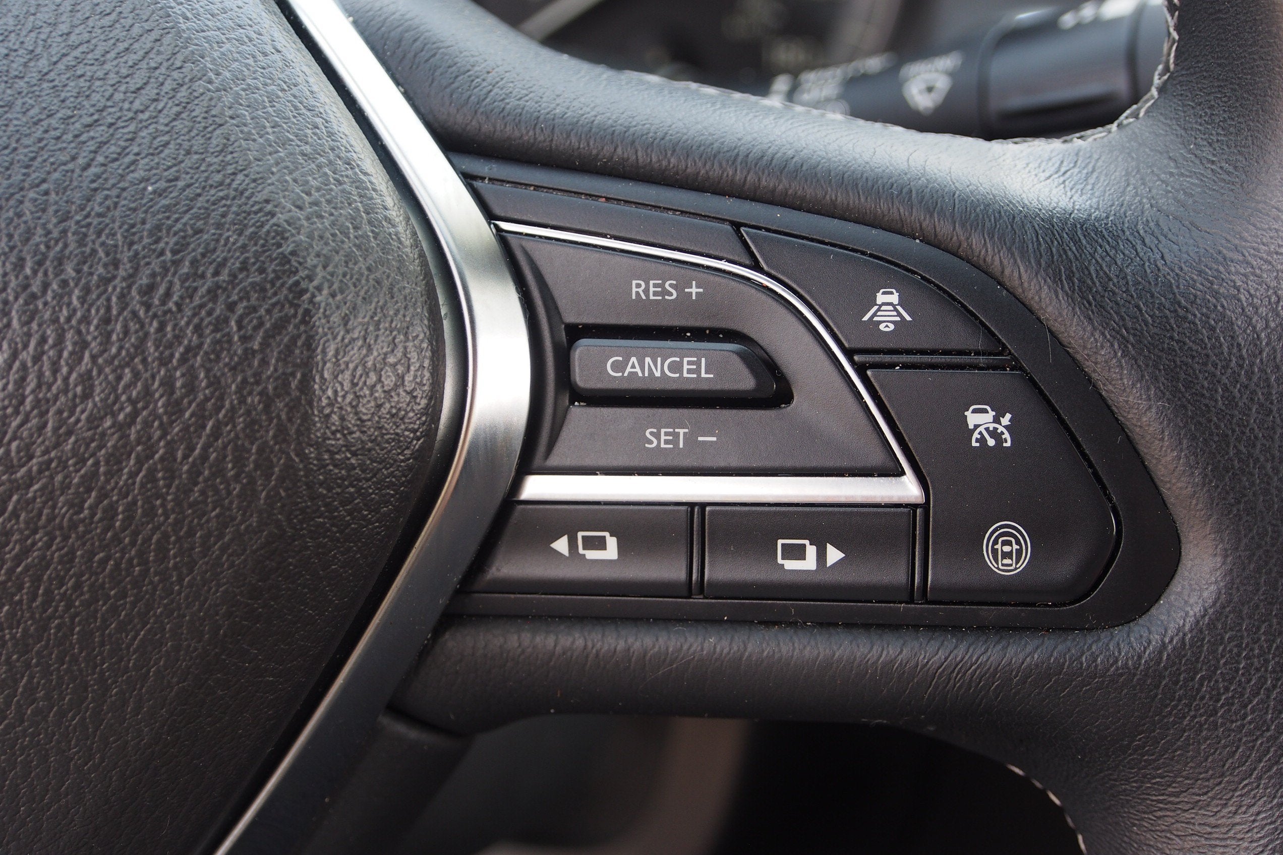 2023 INFINITI Q50 SENSORY