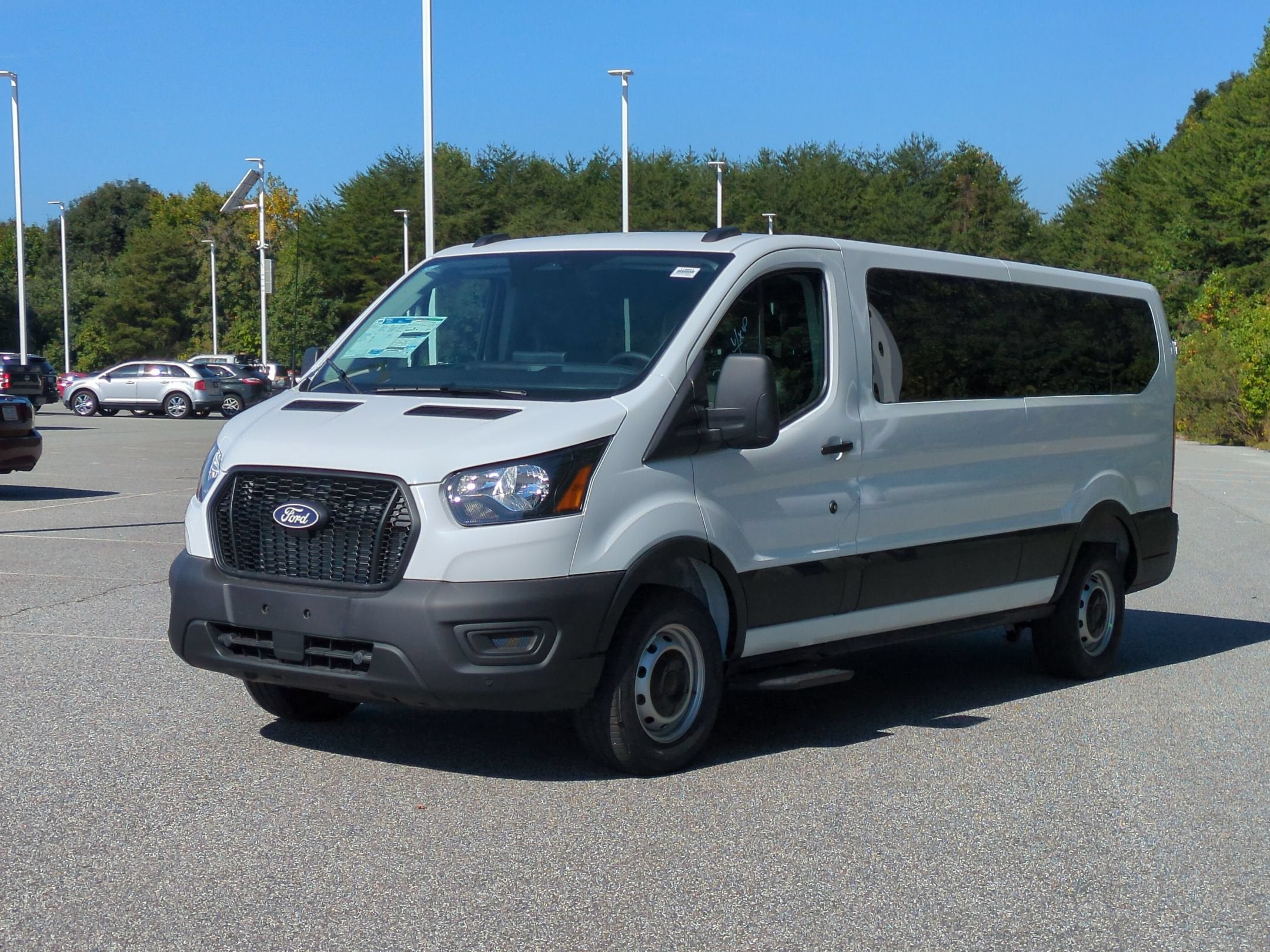 2027 Ford Transit 15 Passenger Wagon XL