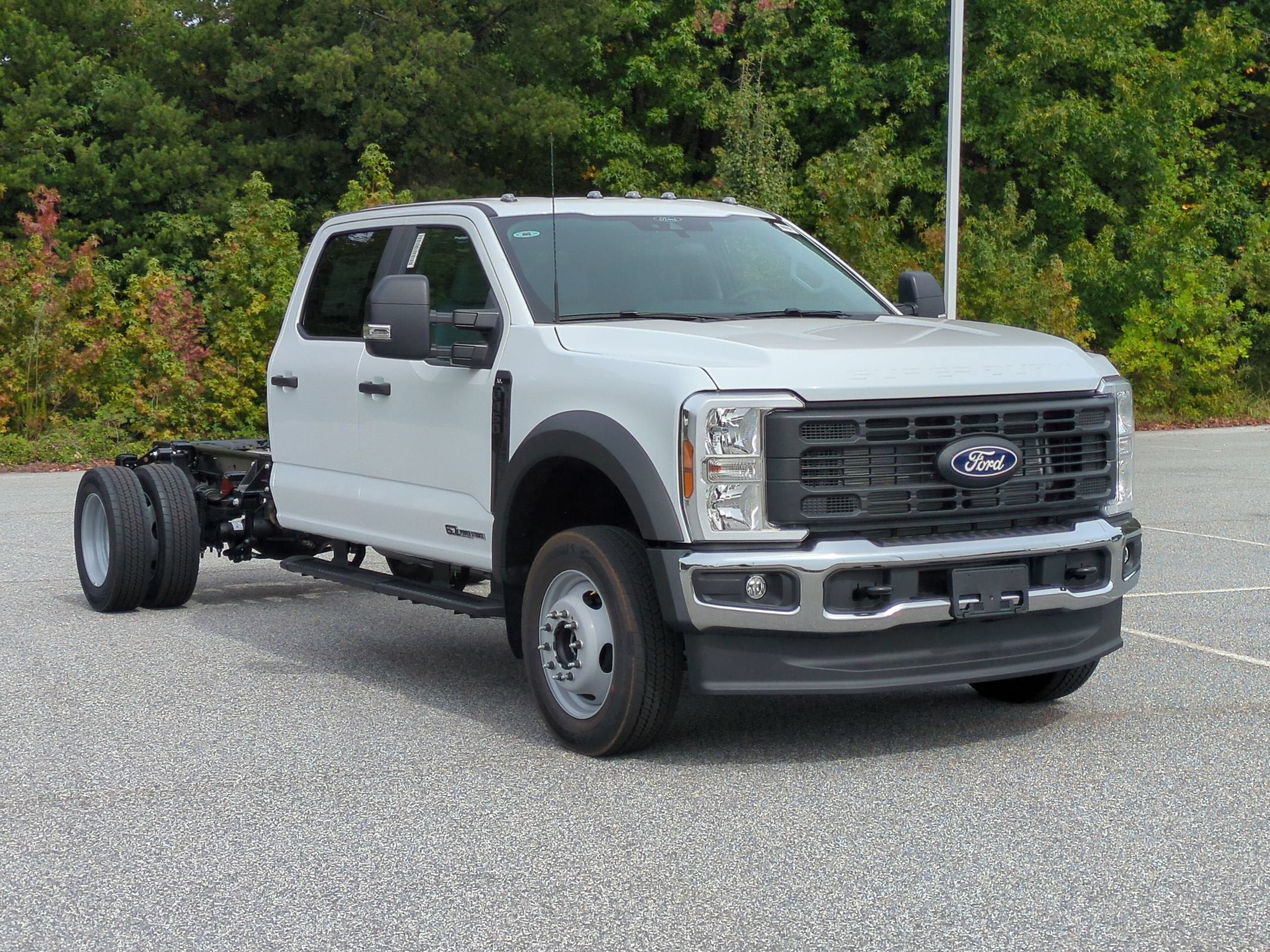2027 Ford Super Duty F-450 DRW XL