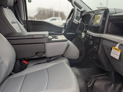 2026 Ford Super Duty F-350 DRW XL