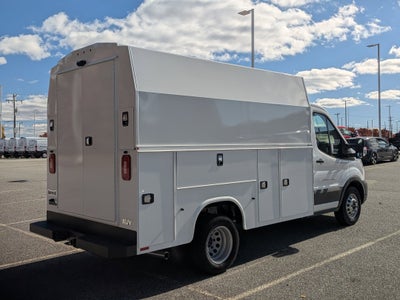 2025 Ford Transit Cutaway Base