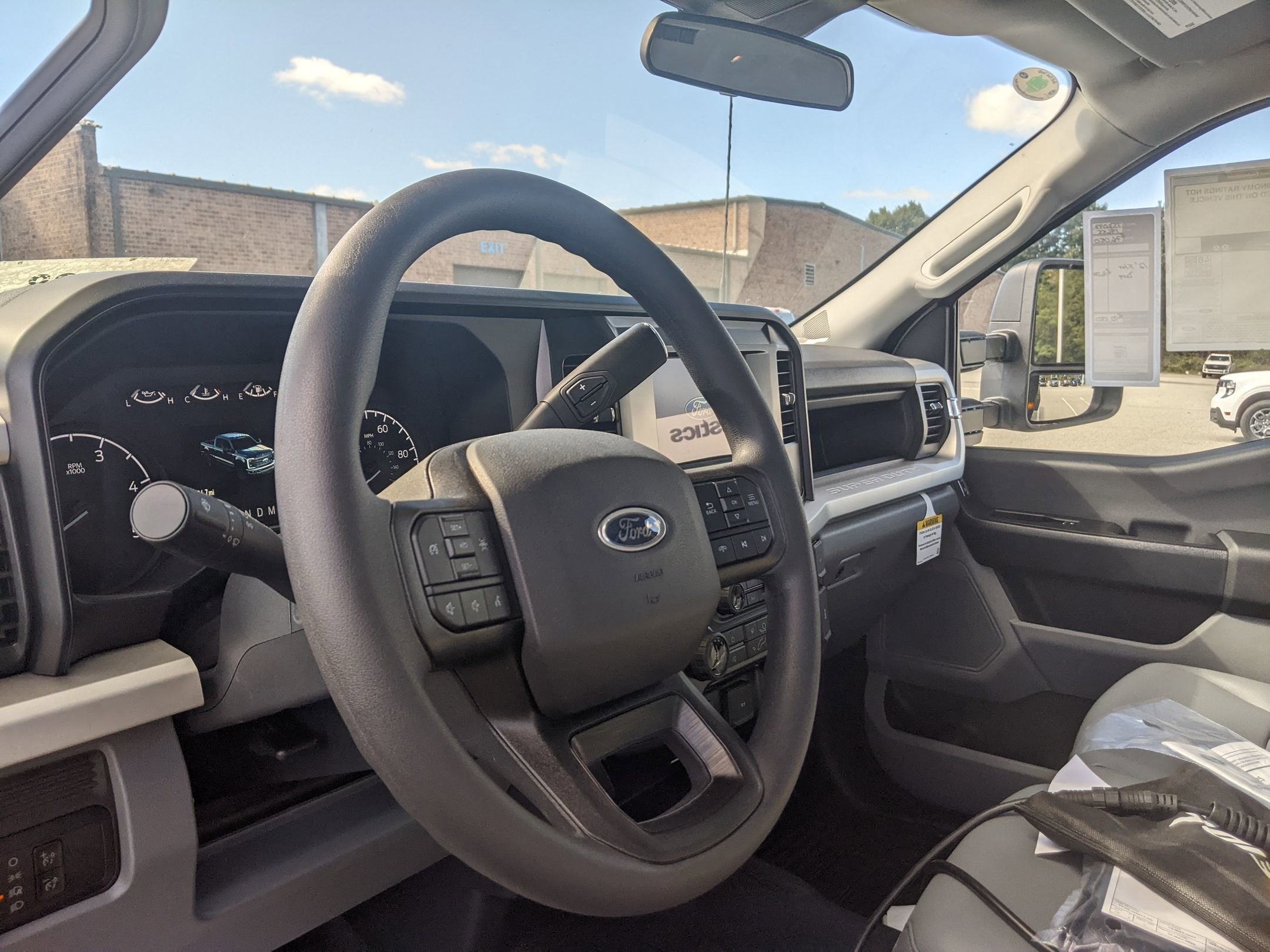 2025 Ford Super Duty F-550 DRW XL