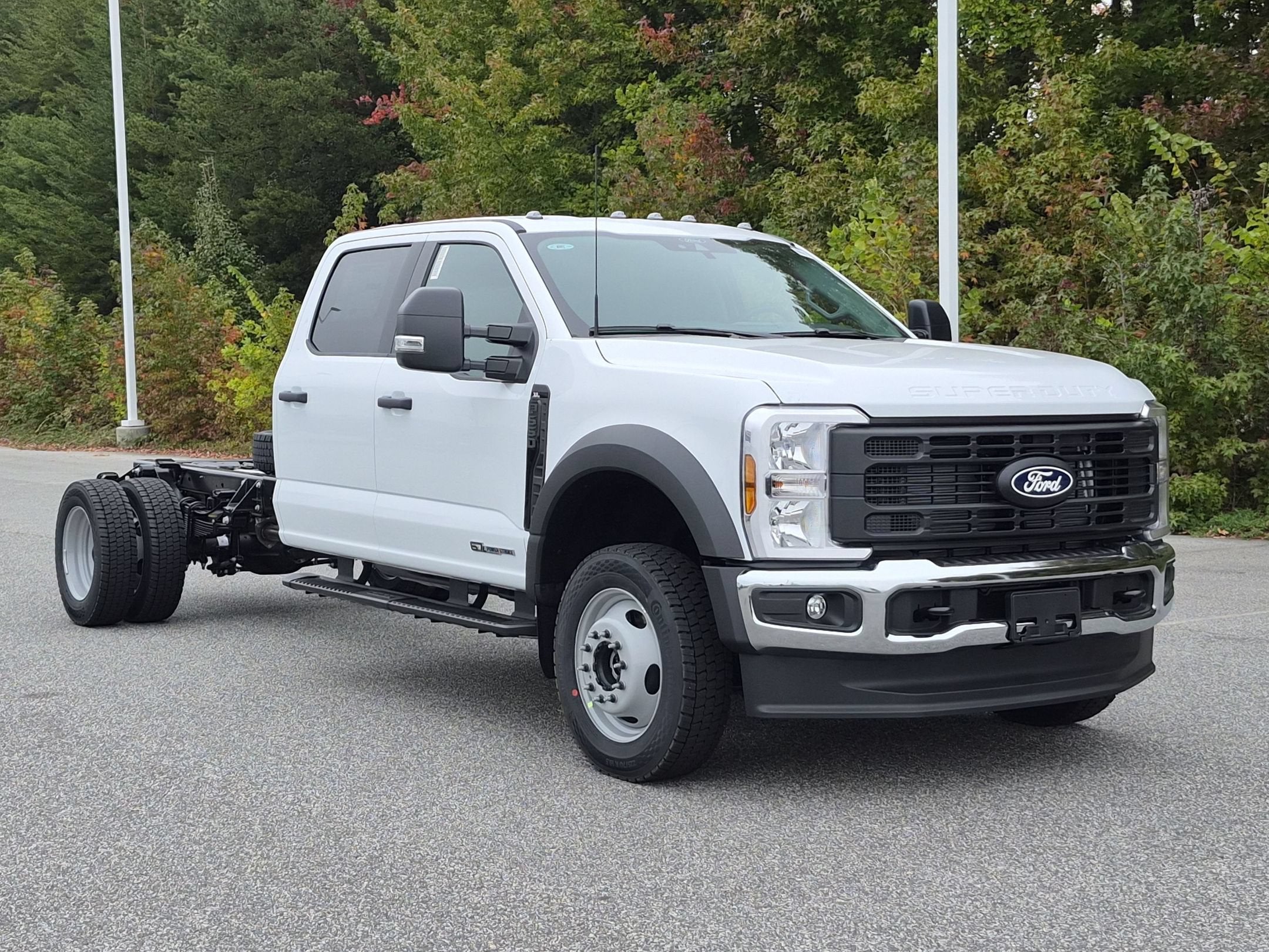 2027 Ford Super Duty F-550 DRW XL