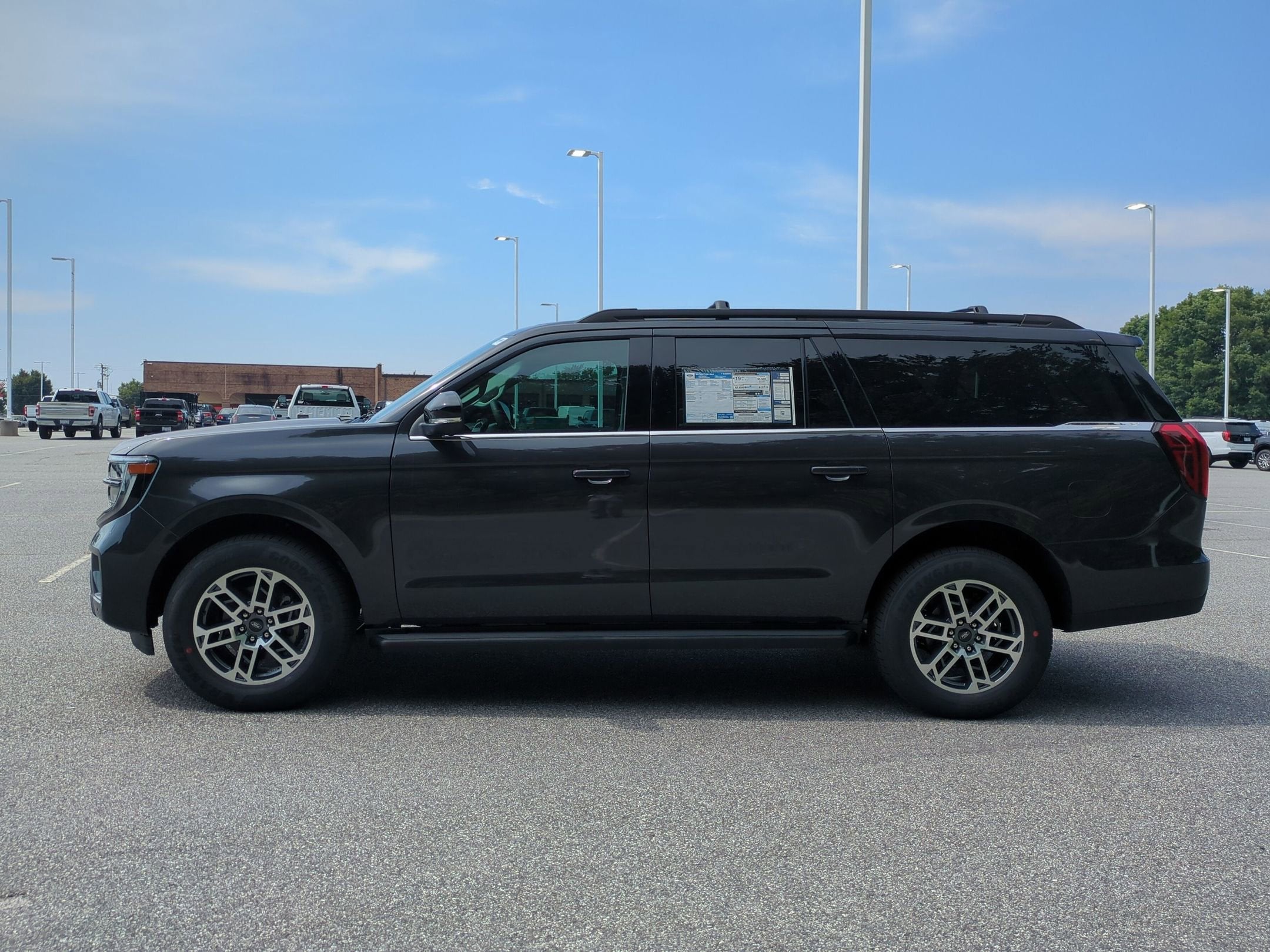 2026 Ford Expedition Max Active