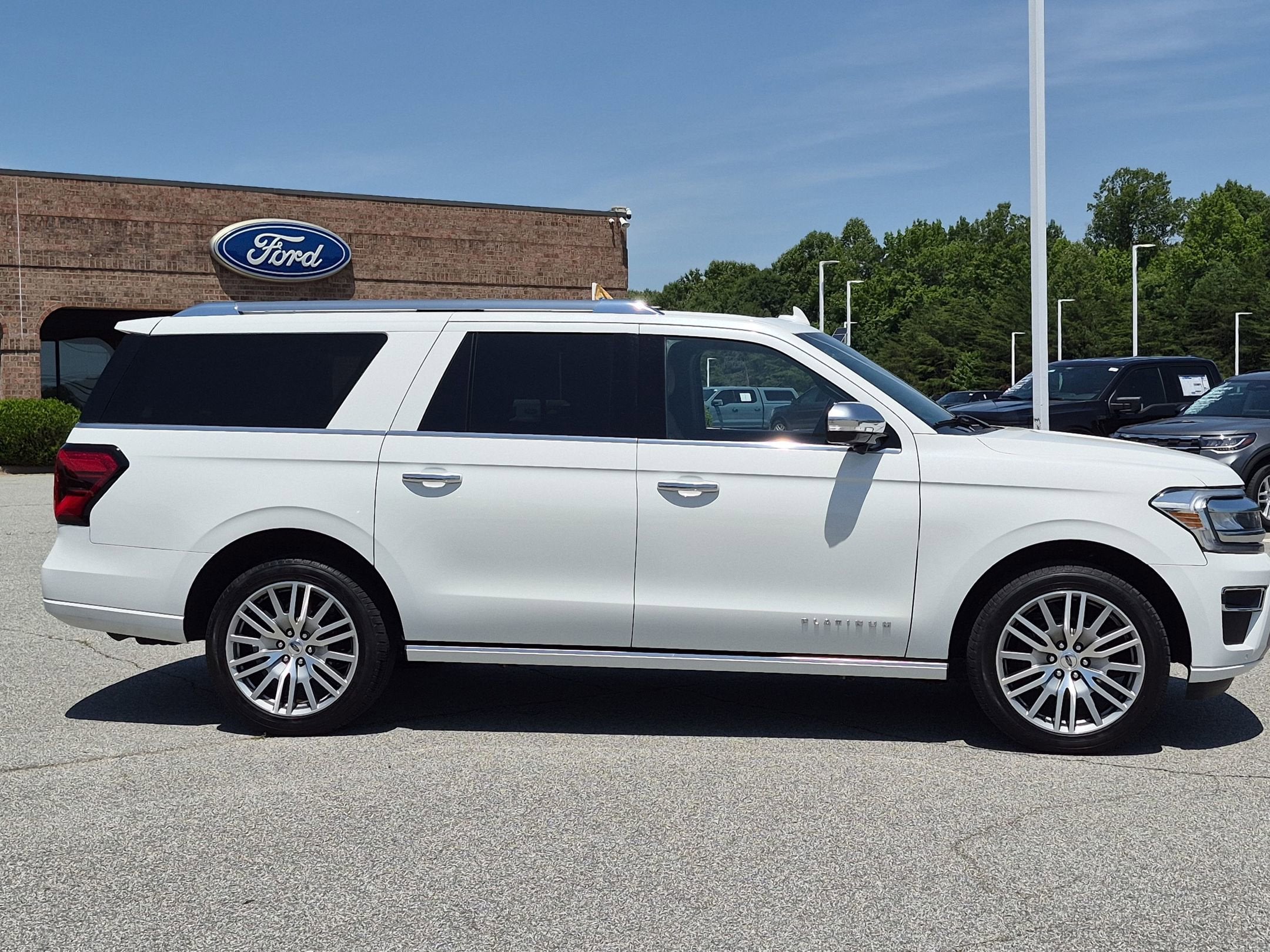 2022 Ford Expedition Max Platinum