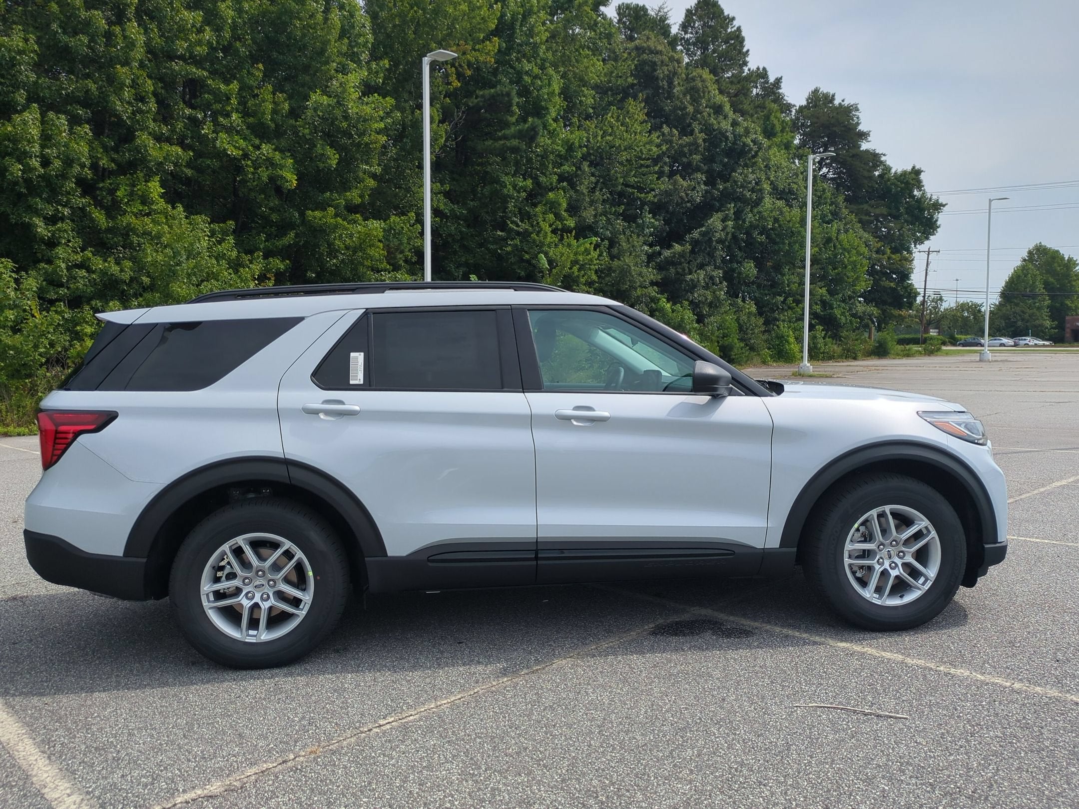 2026 Ford Explorer Active w/100A Pkg
