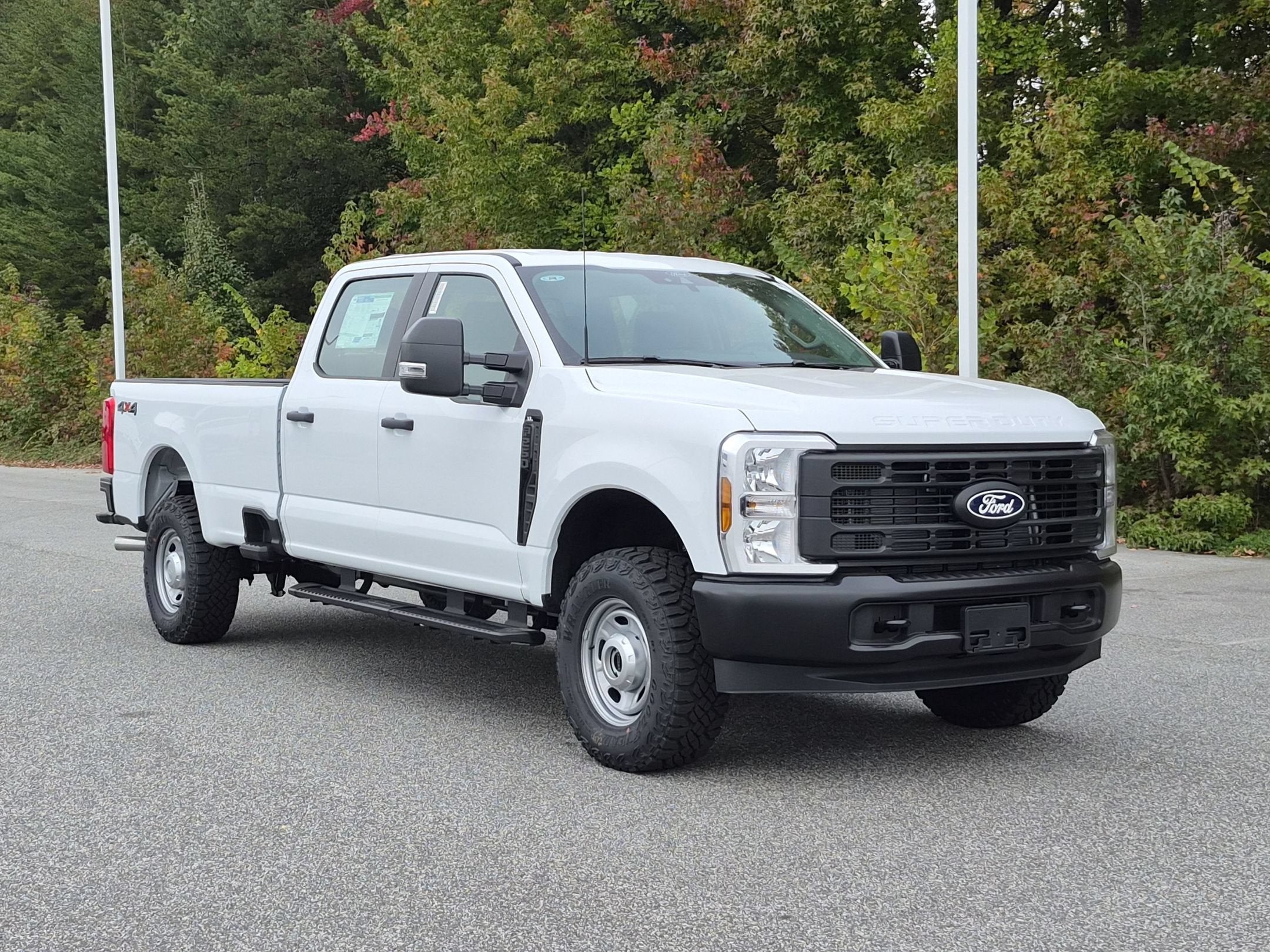 2027 Ford Super Duty F-250 SRW XL