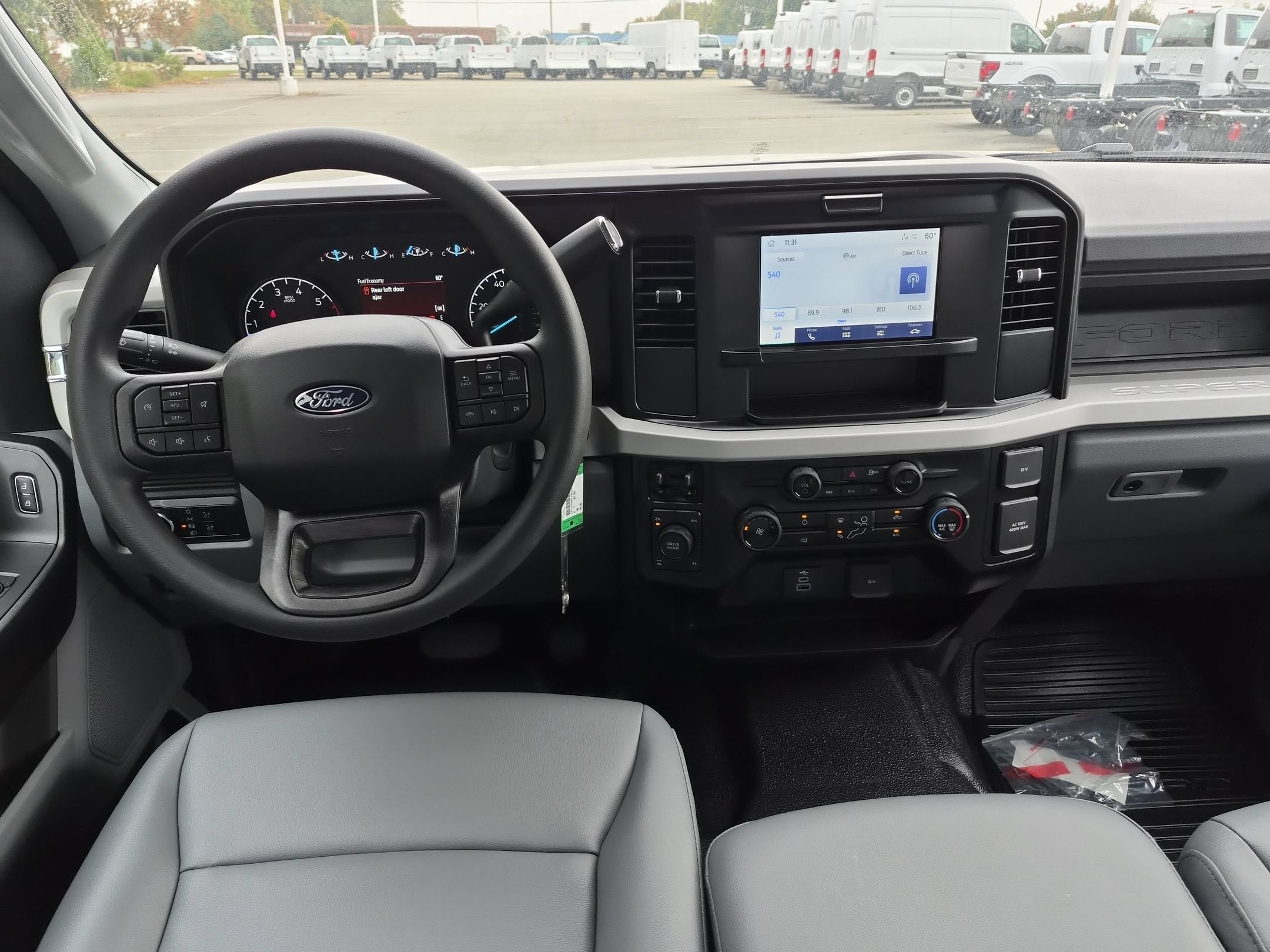 2027 Ford Super Duty F-250 SRW XL