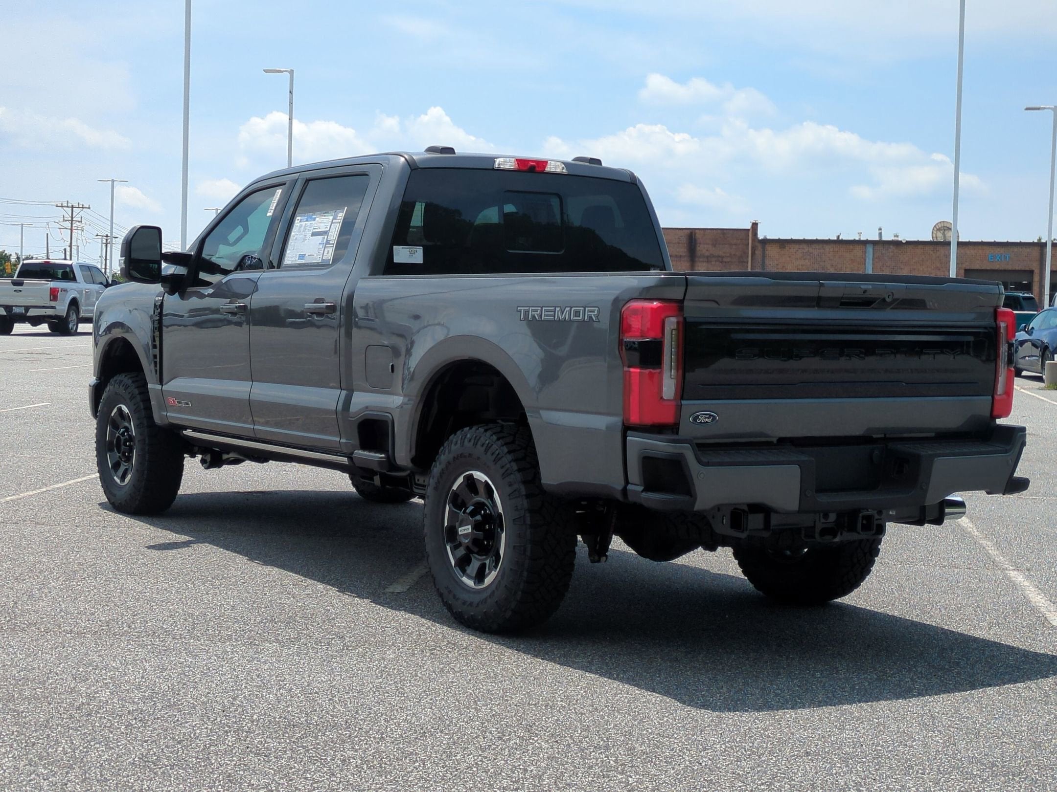 2026 Ford Super Duty F-250 SRW Platinum Tremor
