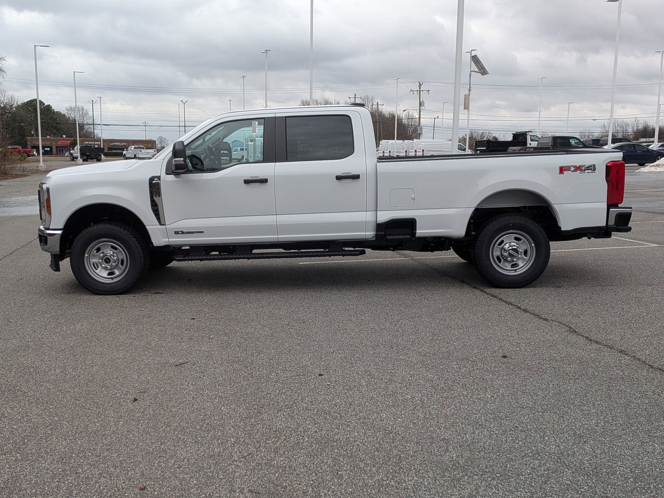 2026 Ford Super Duty F-350 SRW XL