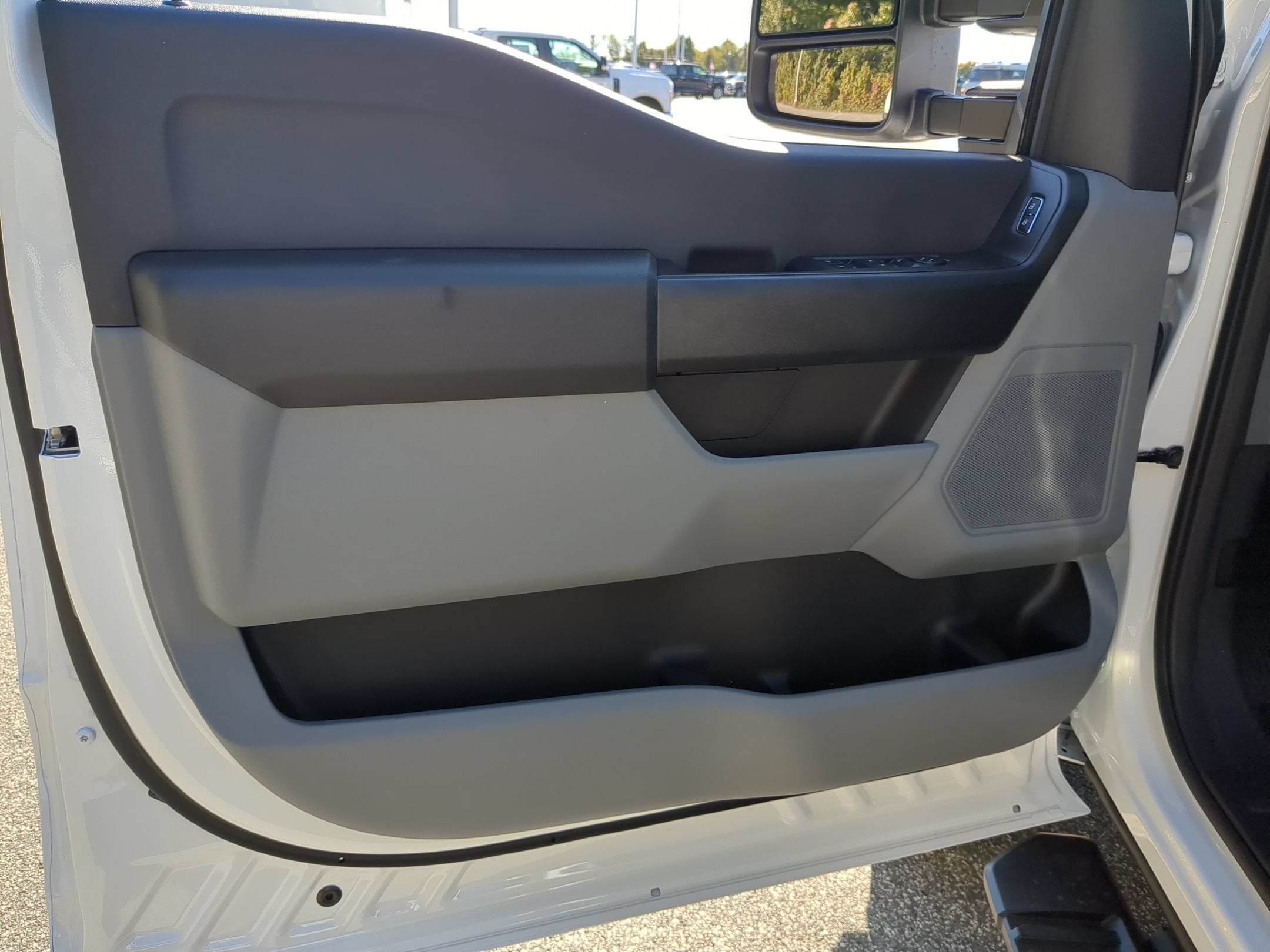 2027 Ford Super Duty F-450 DRW XL