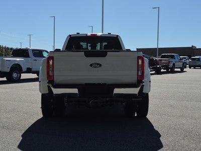 2027 Ford Super Duty F-450 DRW XL
