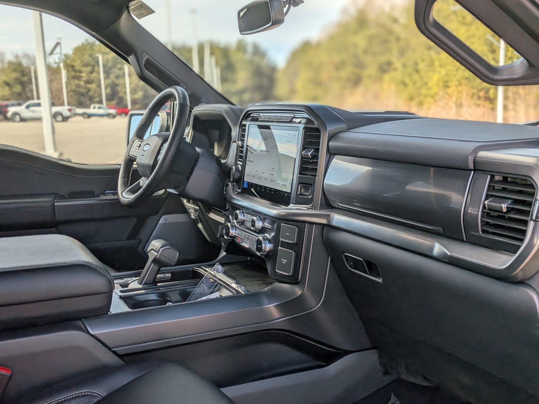 2024 Ford F-150 LARIAT