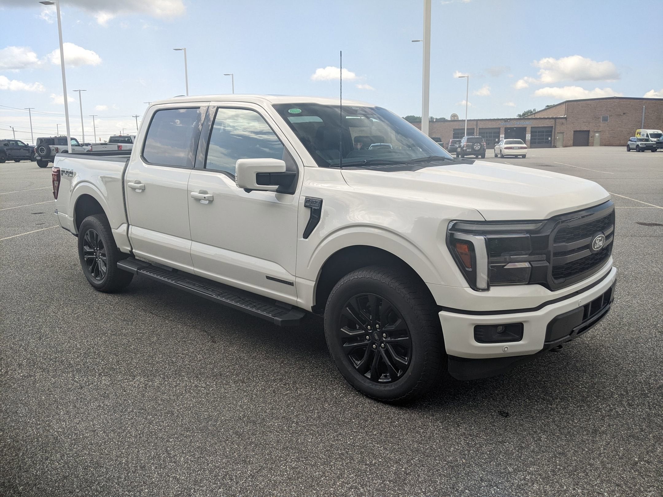 2025 Ford F-150 LARIAT