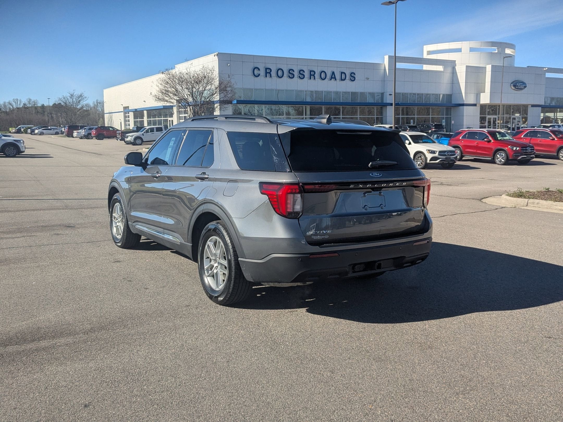 2025 Ford Explorer Active