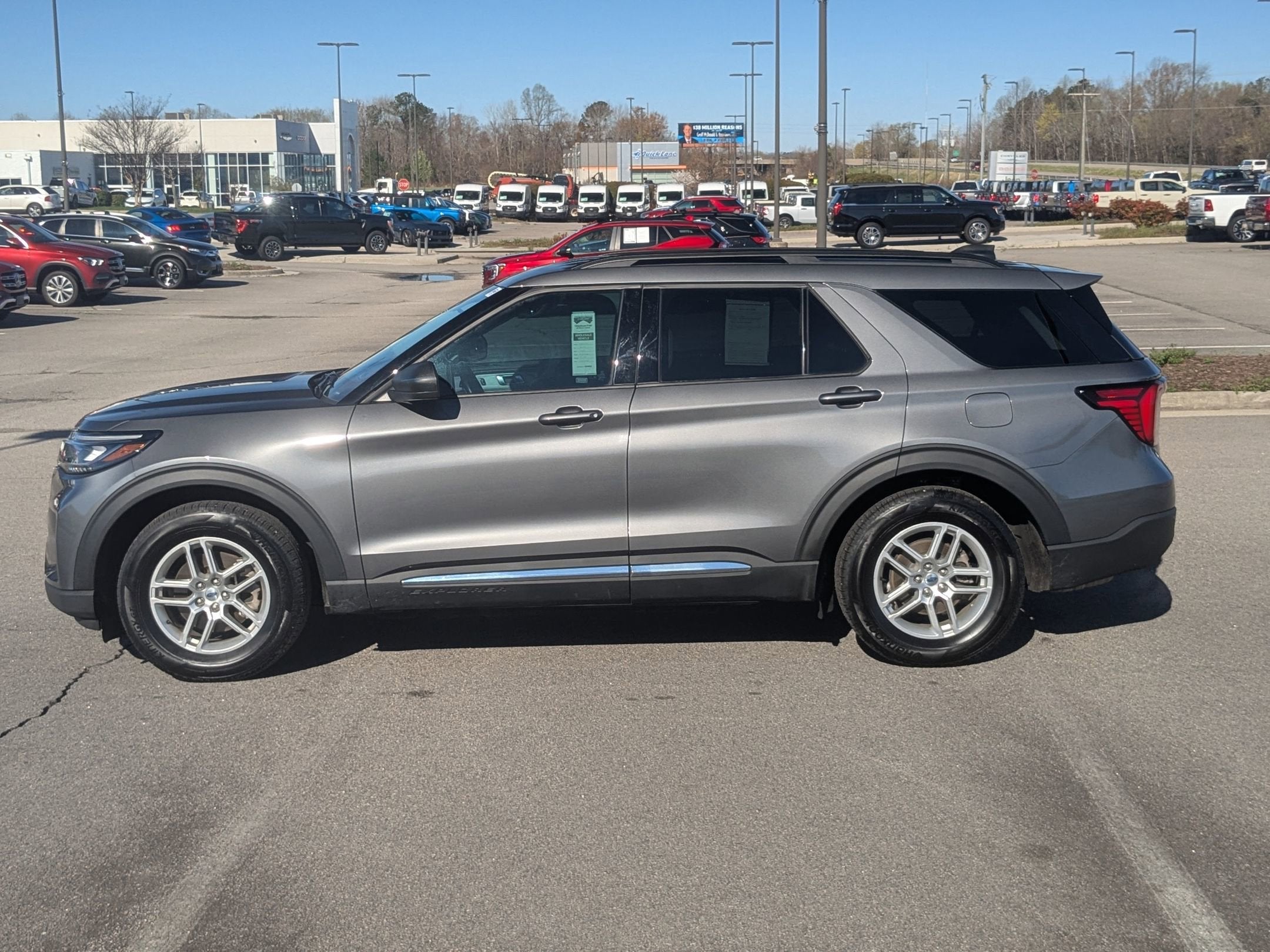 2025 Ford Explorer Active