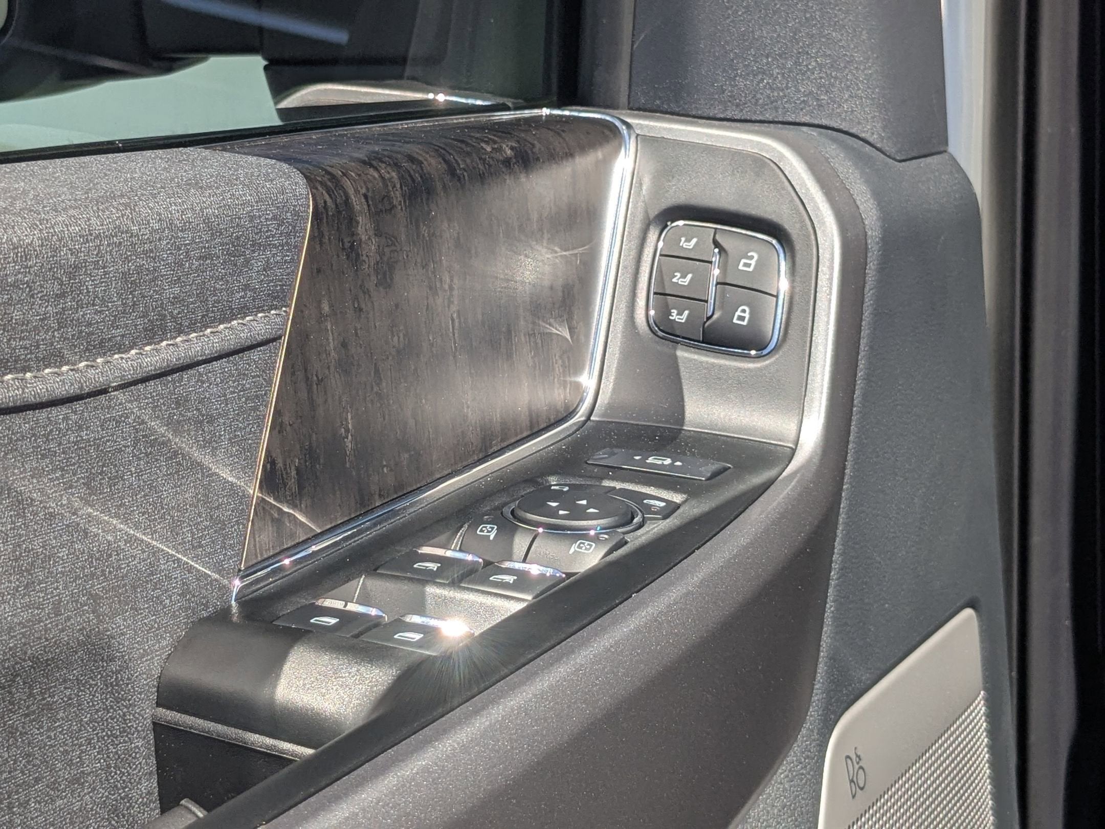 2025 Ford Super Duty F-250 SRW LARIAT