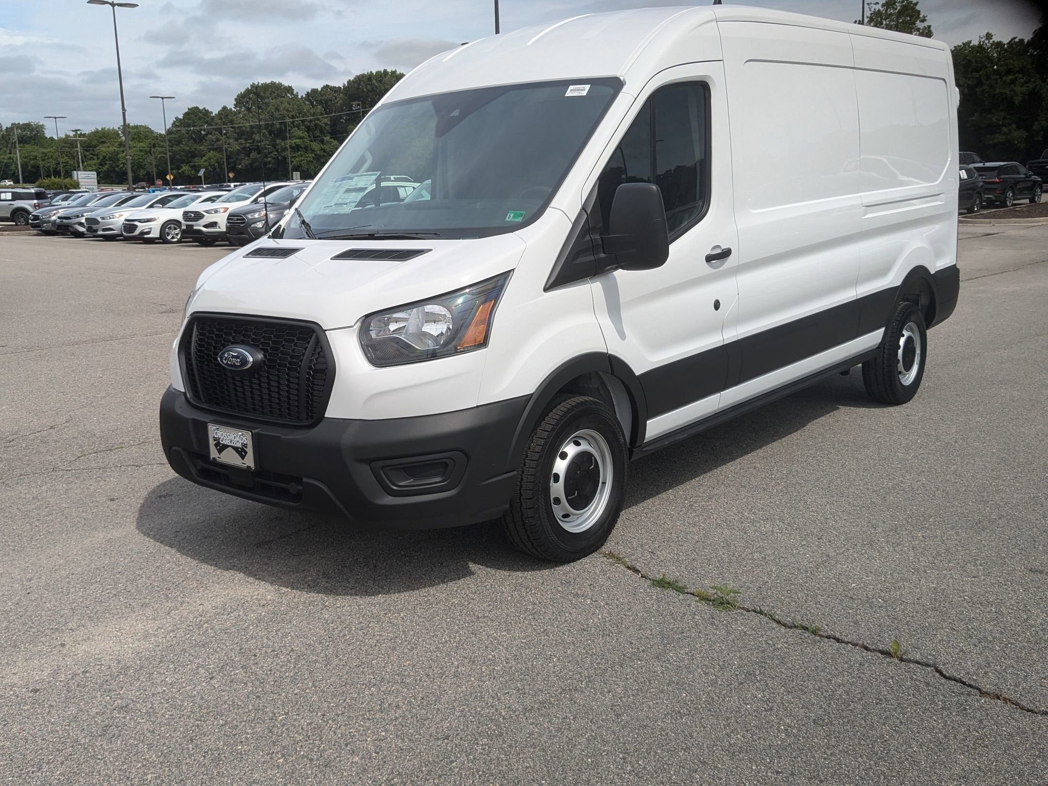 2025 Ford Transit Cargo Van Base