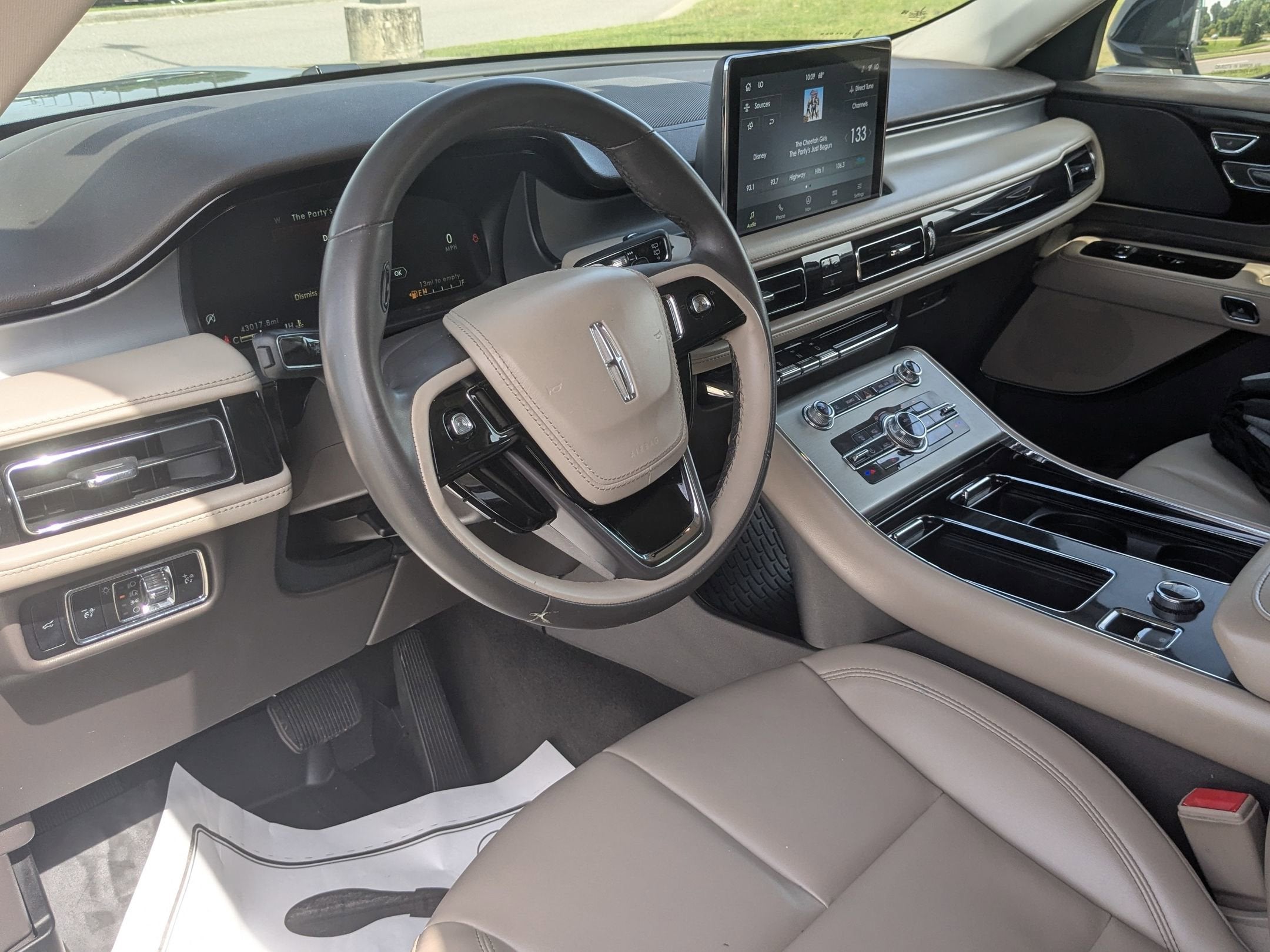 2023 Lincoln Aviator Standard