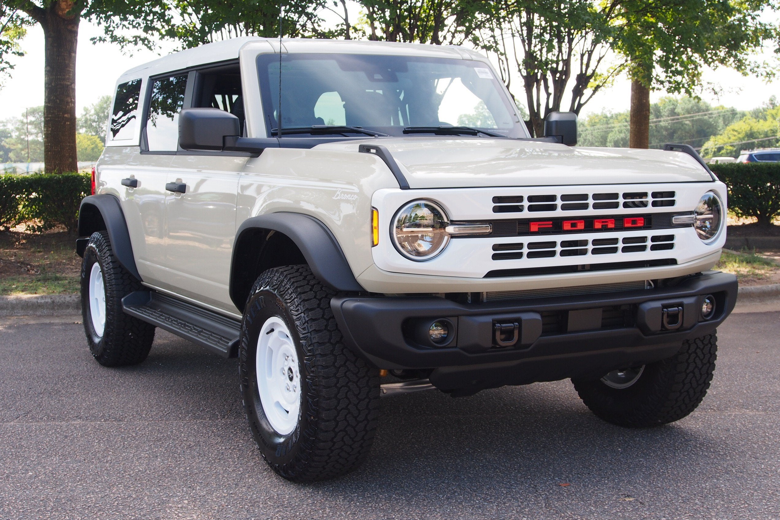 2026 Ford Bronco Heritage Edition