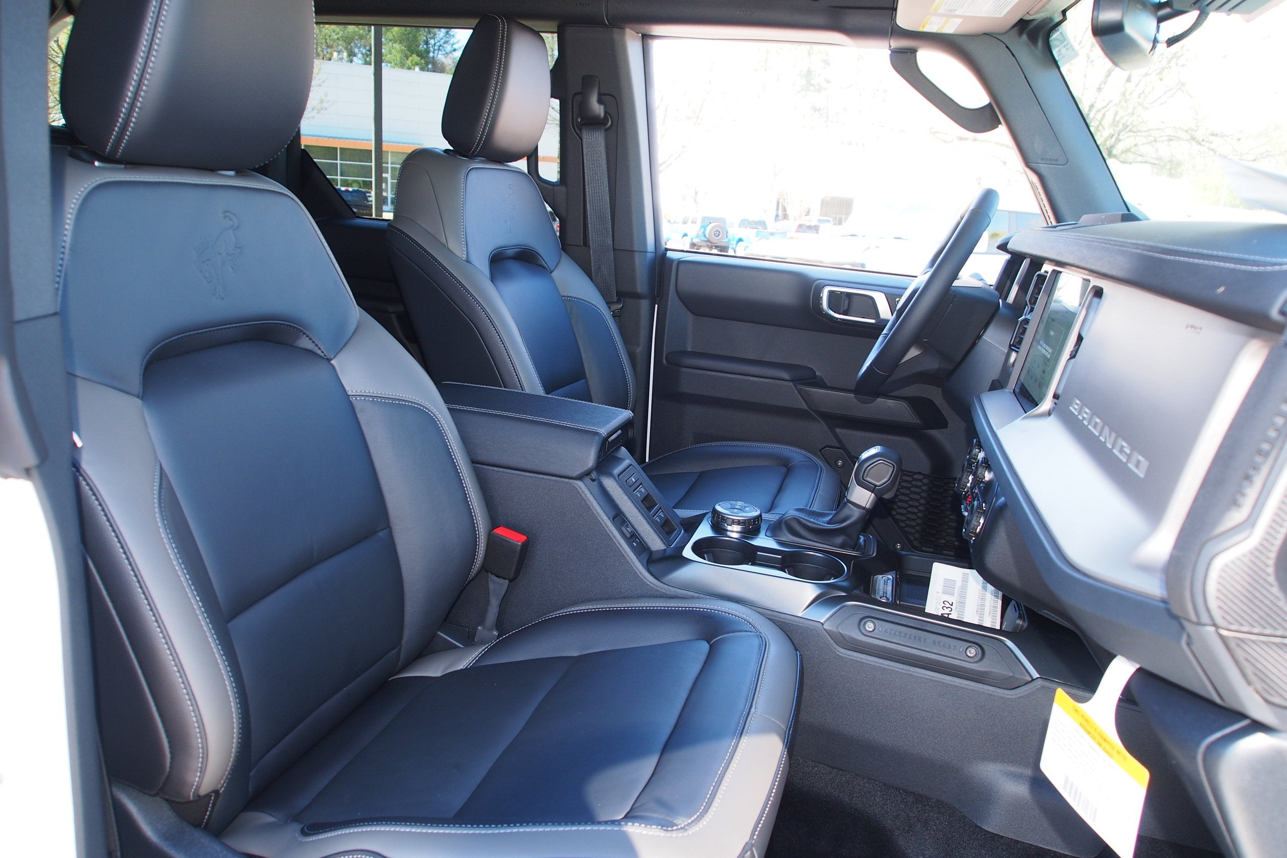2026 Ford Bronco Outer Banks - Crossroads Courtesy Demo