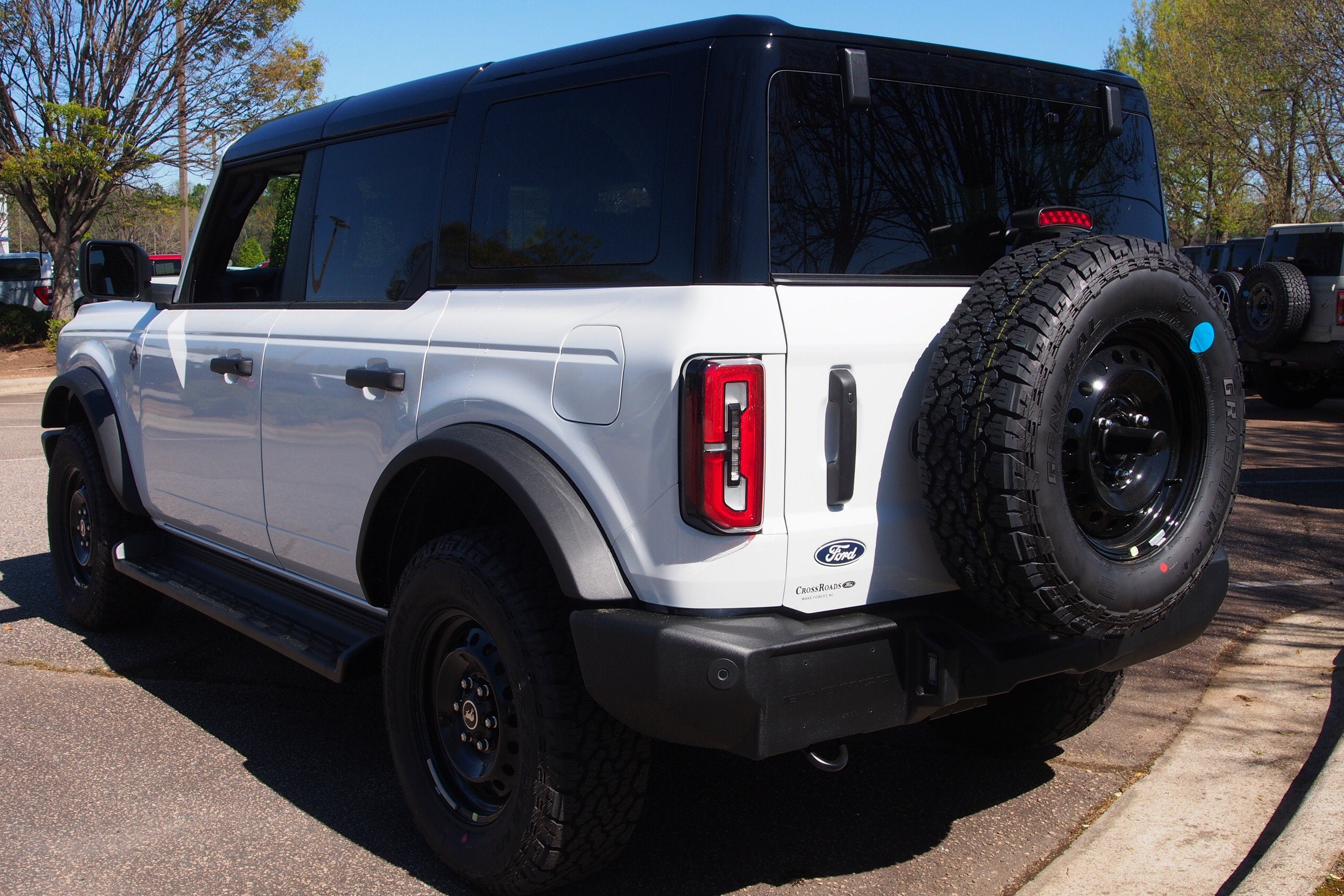 2026 Ford Bronco Outer Banks - Crossroads Courtesy Demo