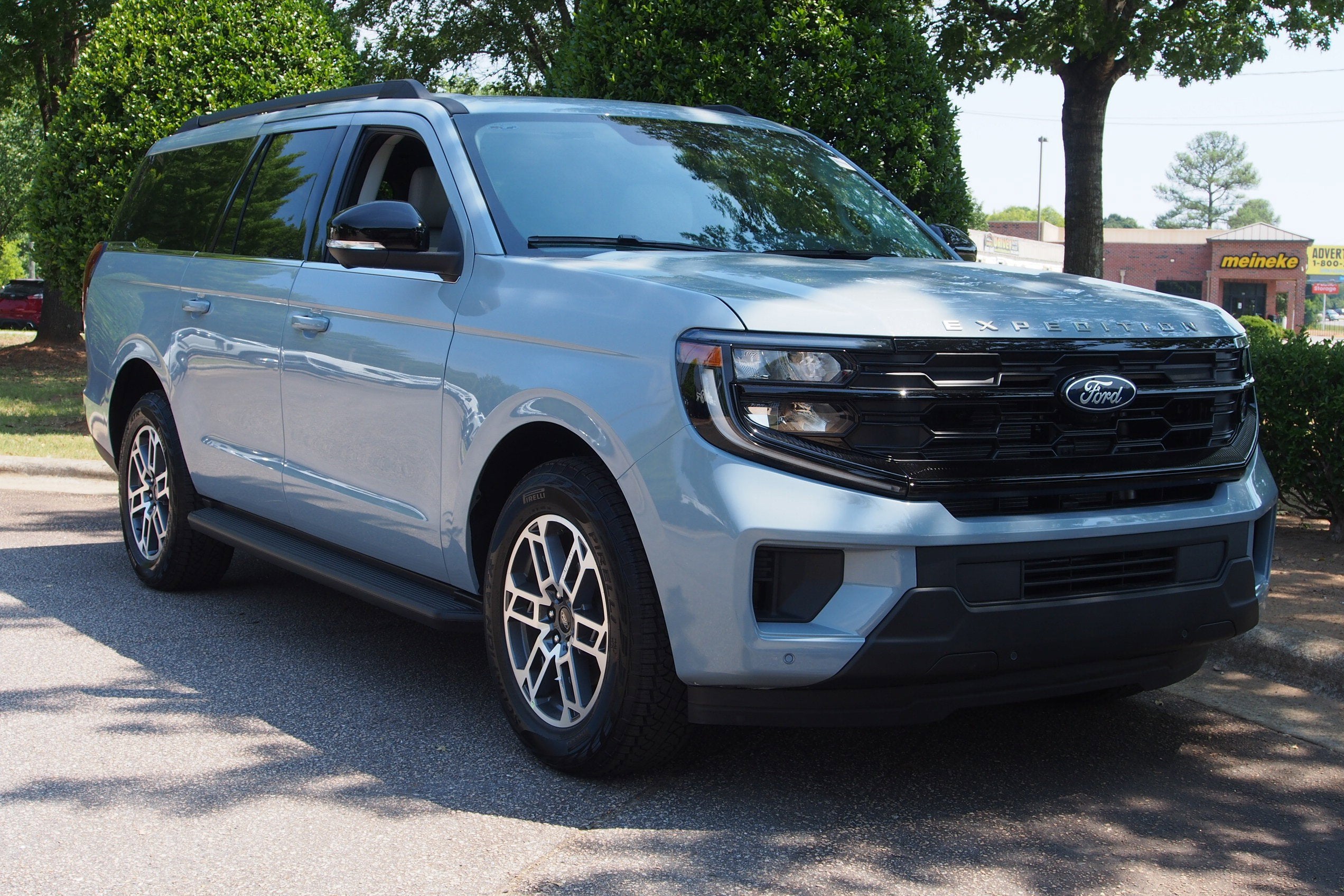 2026 Ford Expedition Max Active