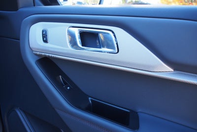 2027 Ford Explorer Active w/200A Pkg