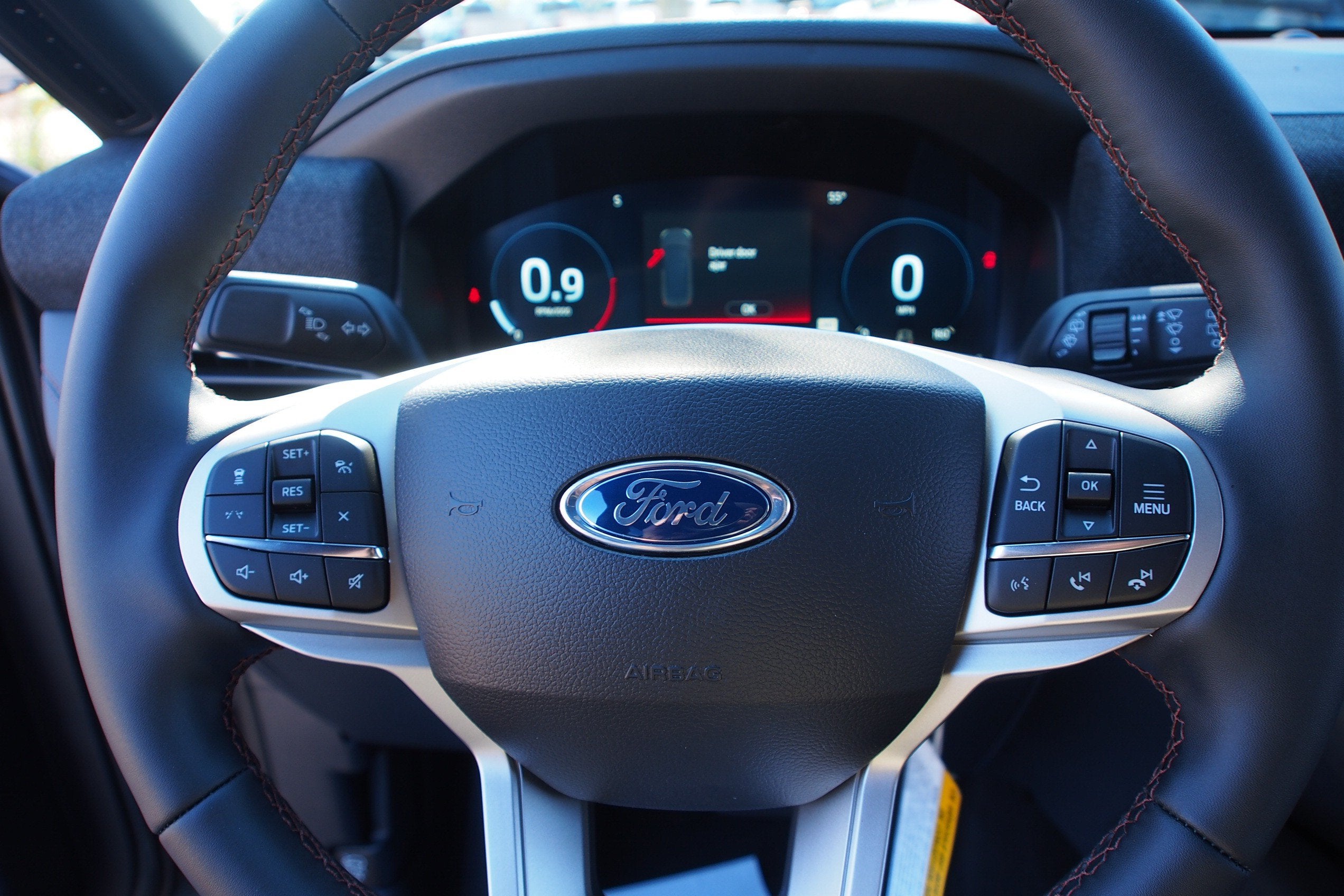2027 Ford Explorer Active w/200A Pkg