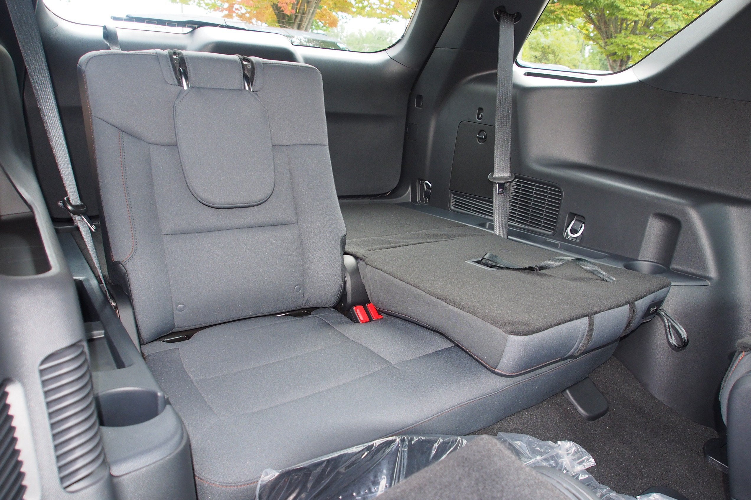 2027 Ford Explorer Active w/200A Pkg