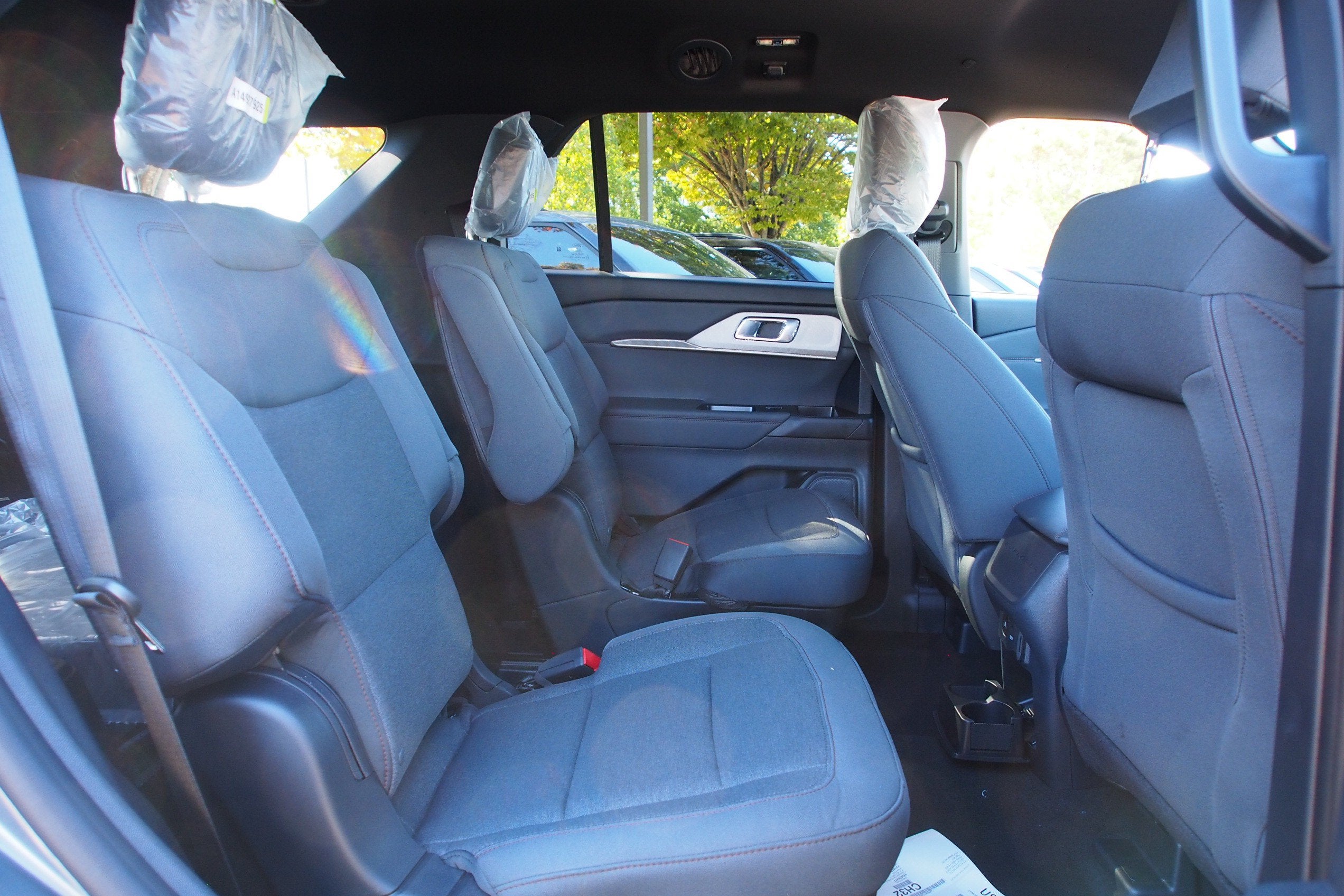2027 Ford Explorer Active w/200A Pkg