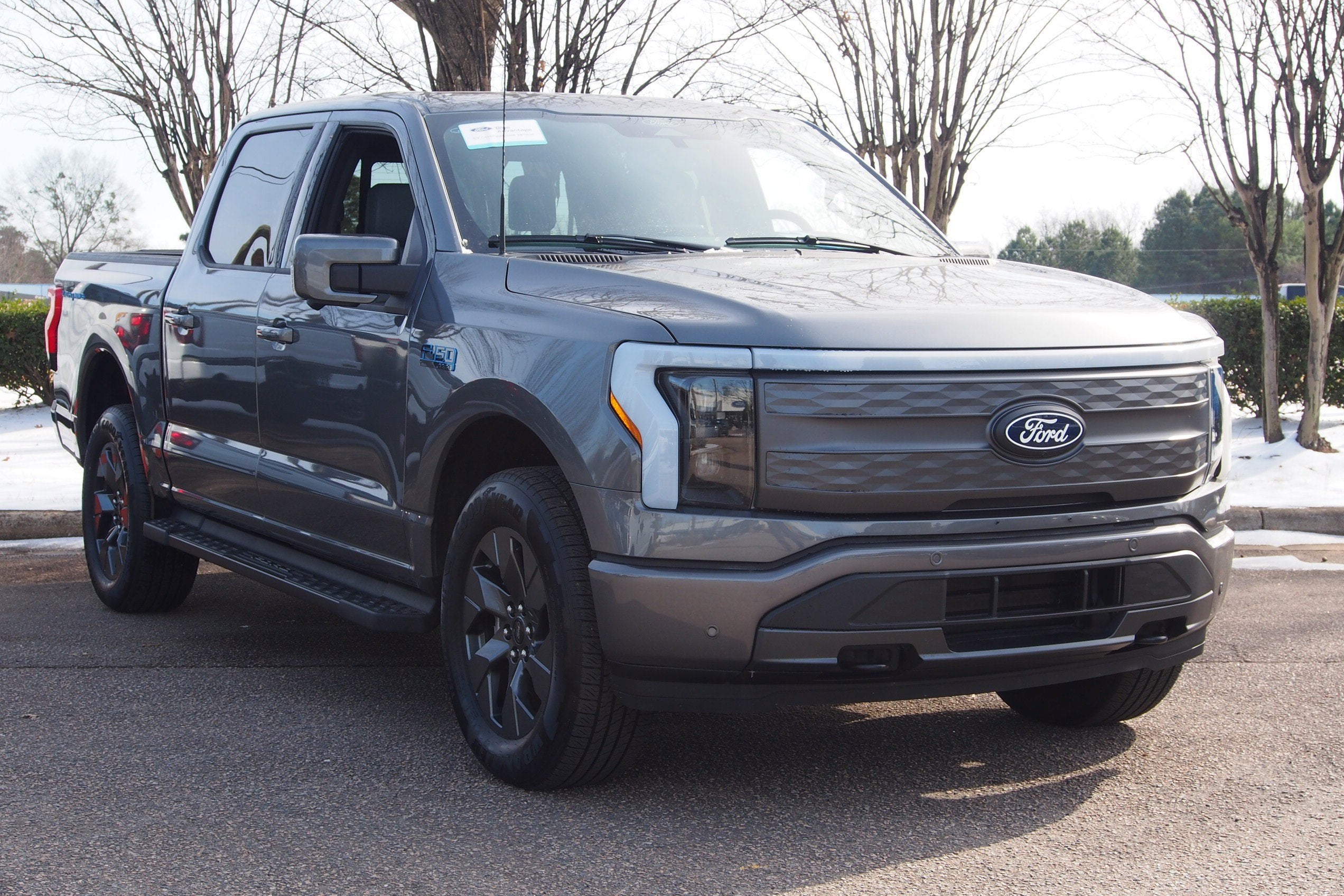 2025 Ford F-150 Lightning LARIAT