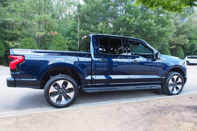 2025 Ford F-150 Lightning Platinum