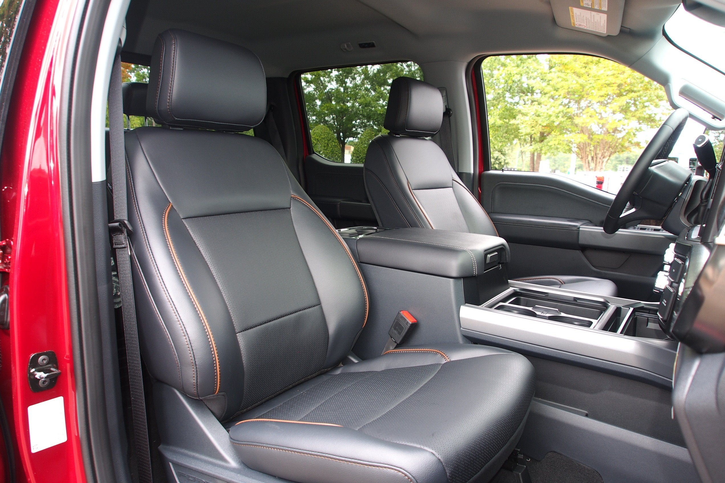 2027 Ford Super Duty F-250 SRW LARIAT