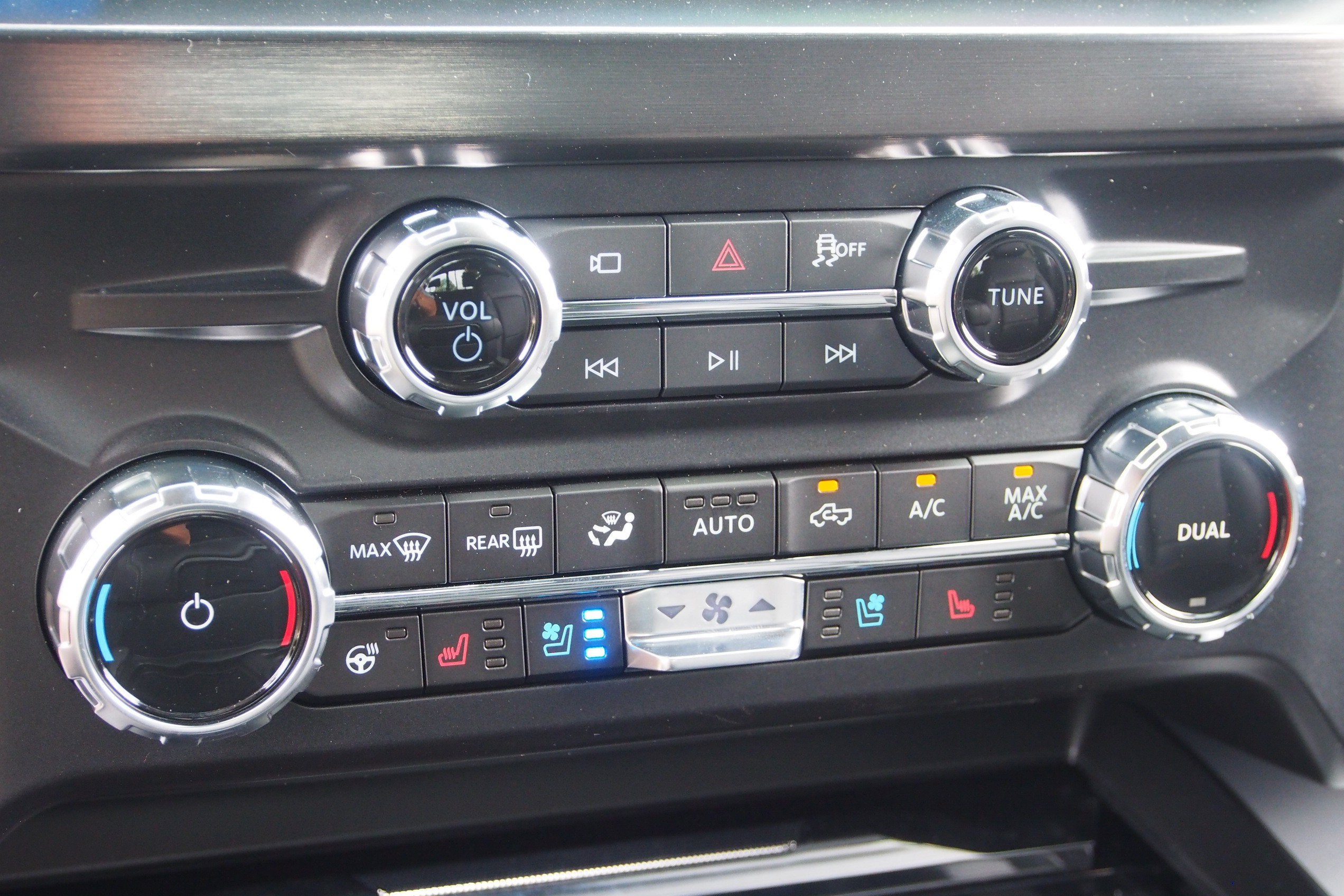 2027 Ford Super Duty F-250 SRW LARIAT