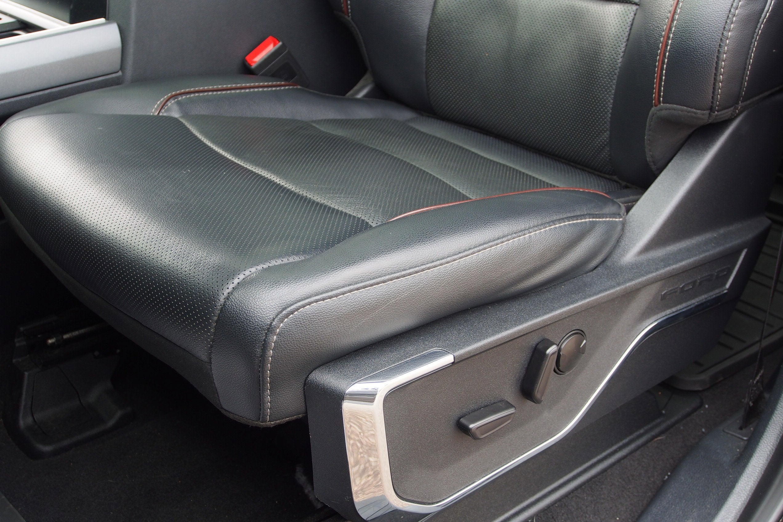 2024 Ford Super Duty F-250 SRW LARIAT