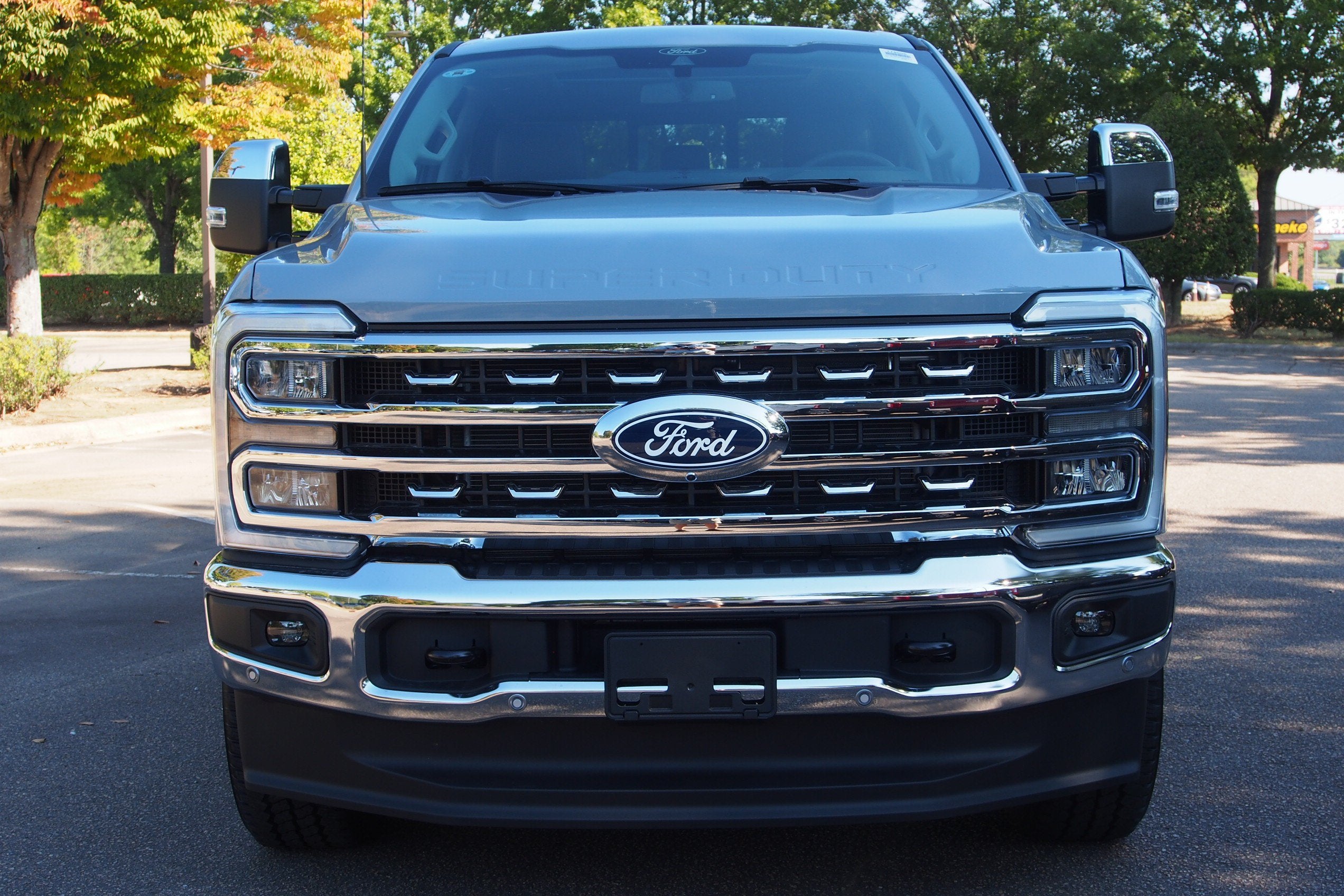 2027 Ford Super Duty F-350 SRW LARIAT