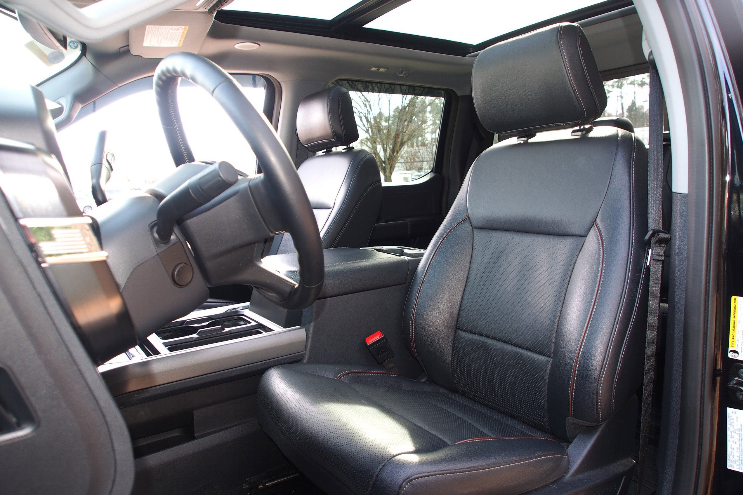 2024 Ford Super Duty F-350 SRW LARIAT