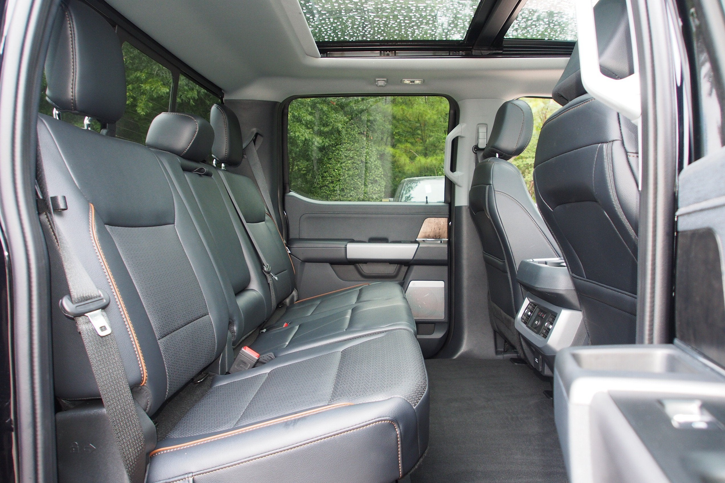 2025 Ford Super Duty F-350 SRW LARIAT