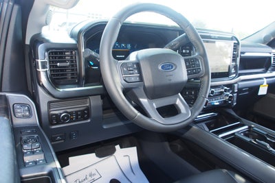 2026 Ford Super Duty F-350 DRW LARIAT