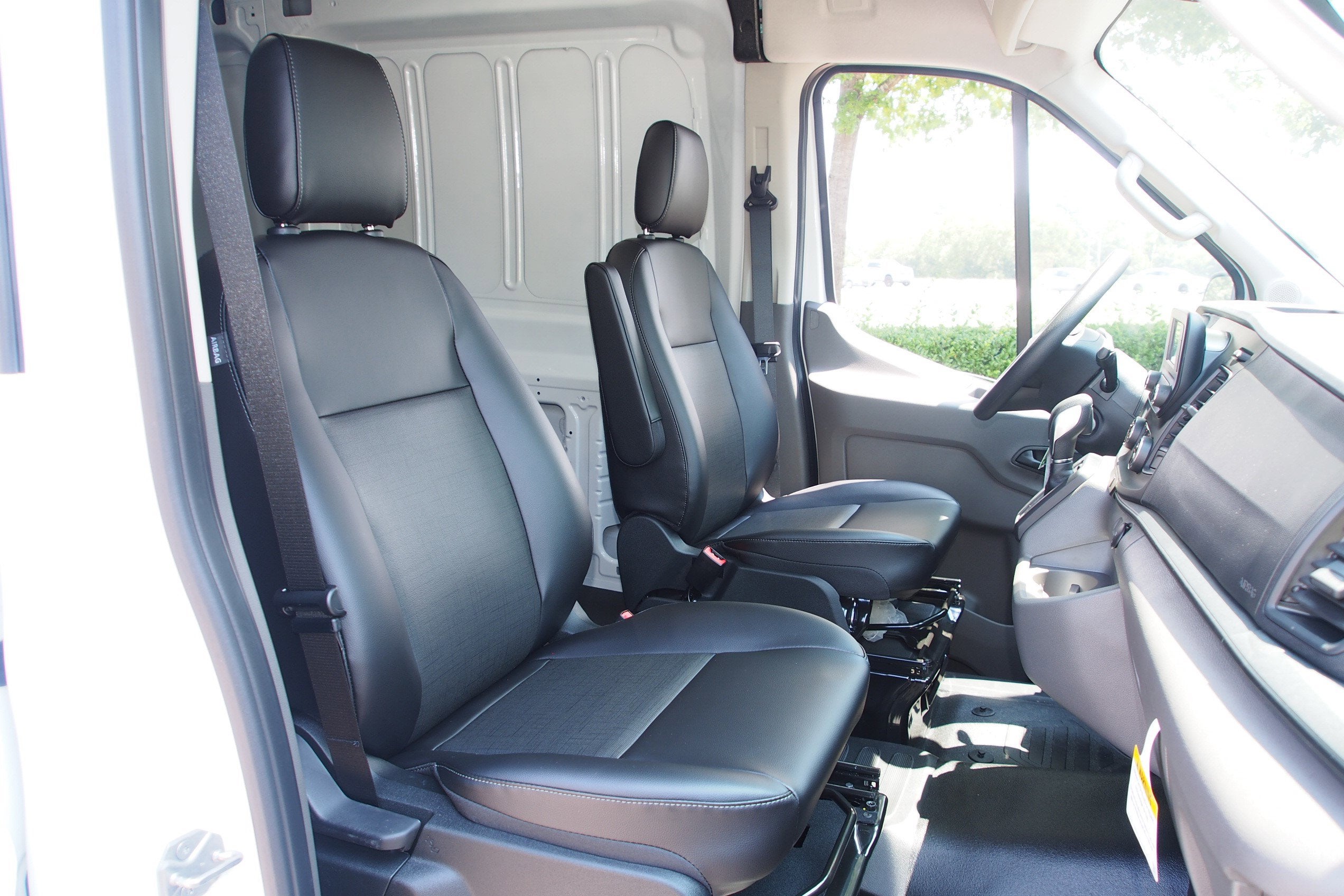 2025 Ford Transit Cargo Van Base