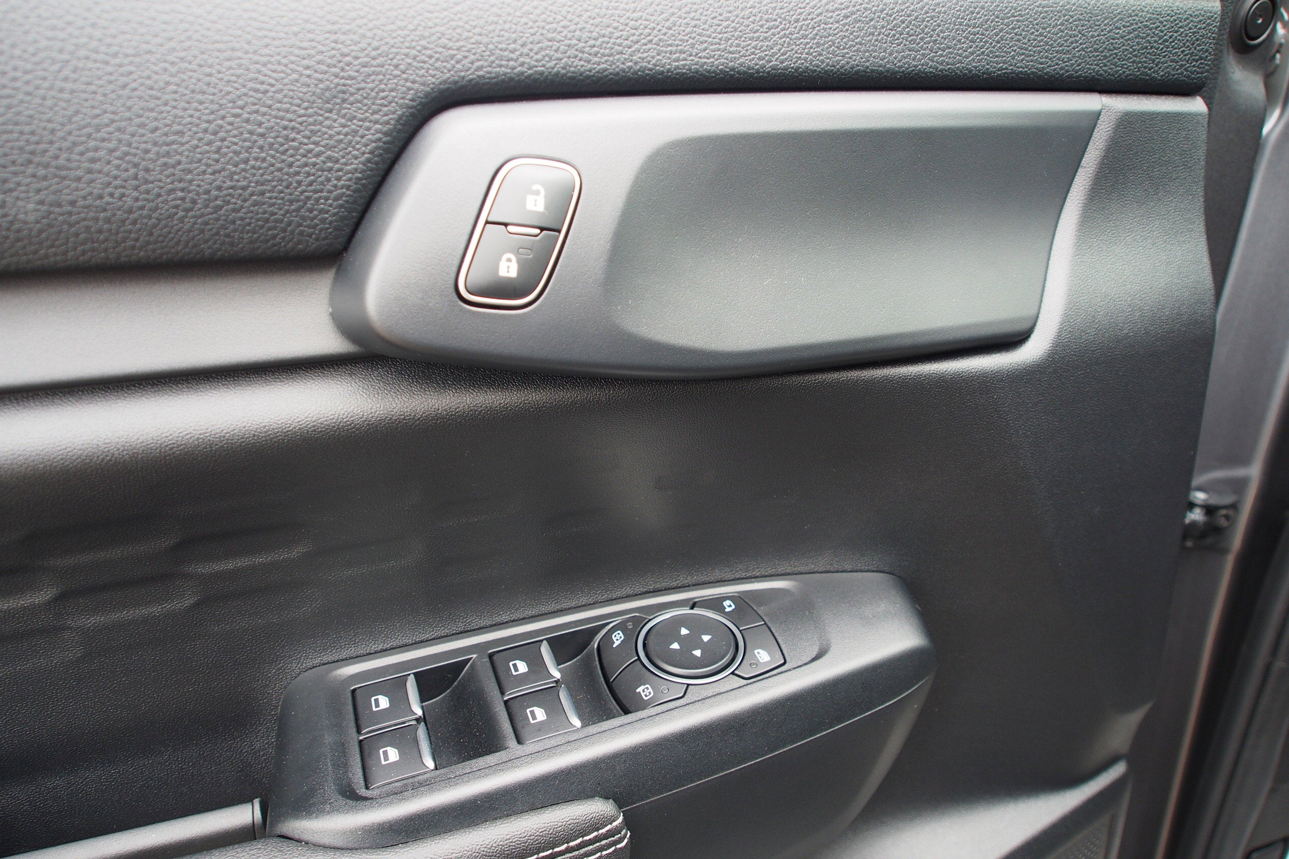 2025 Ford Ranger XLT - Crossroads Courtesy Demo