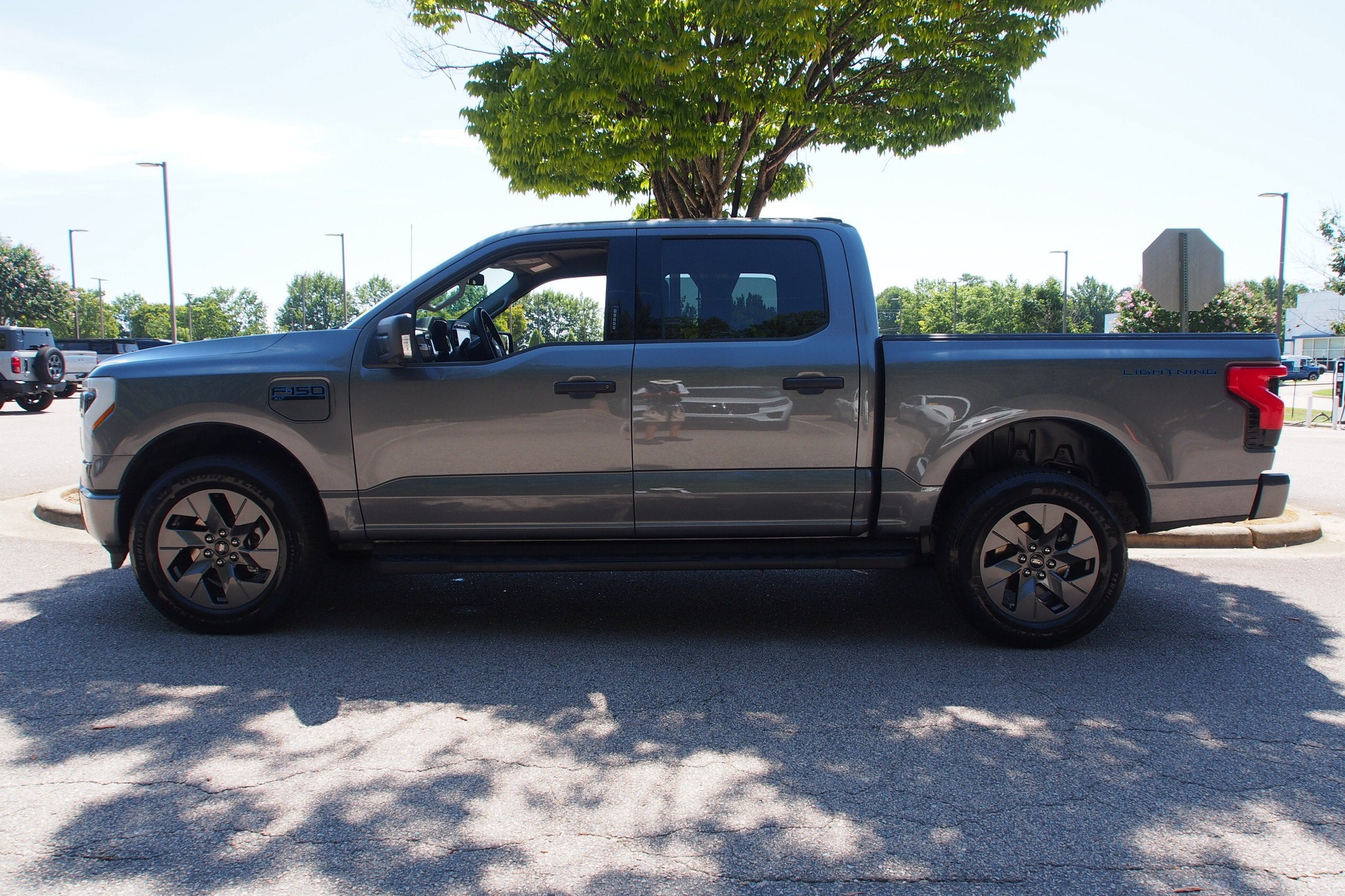 2024 Ford F-150 Lightning XLT