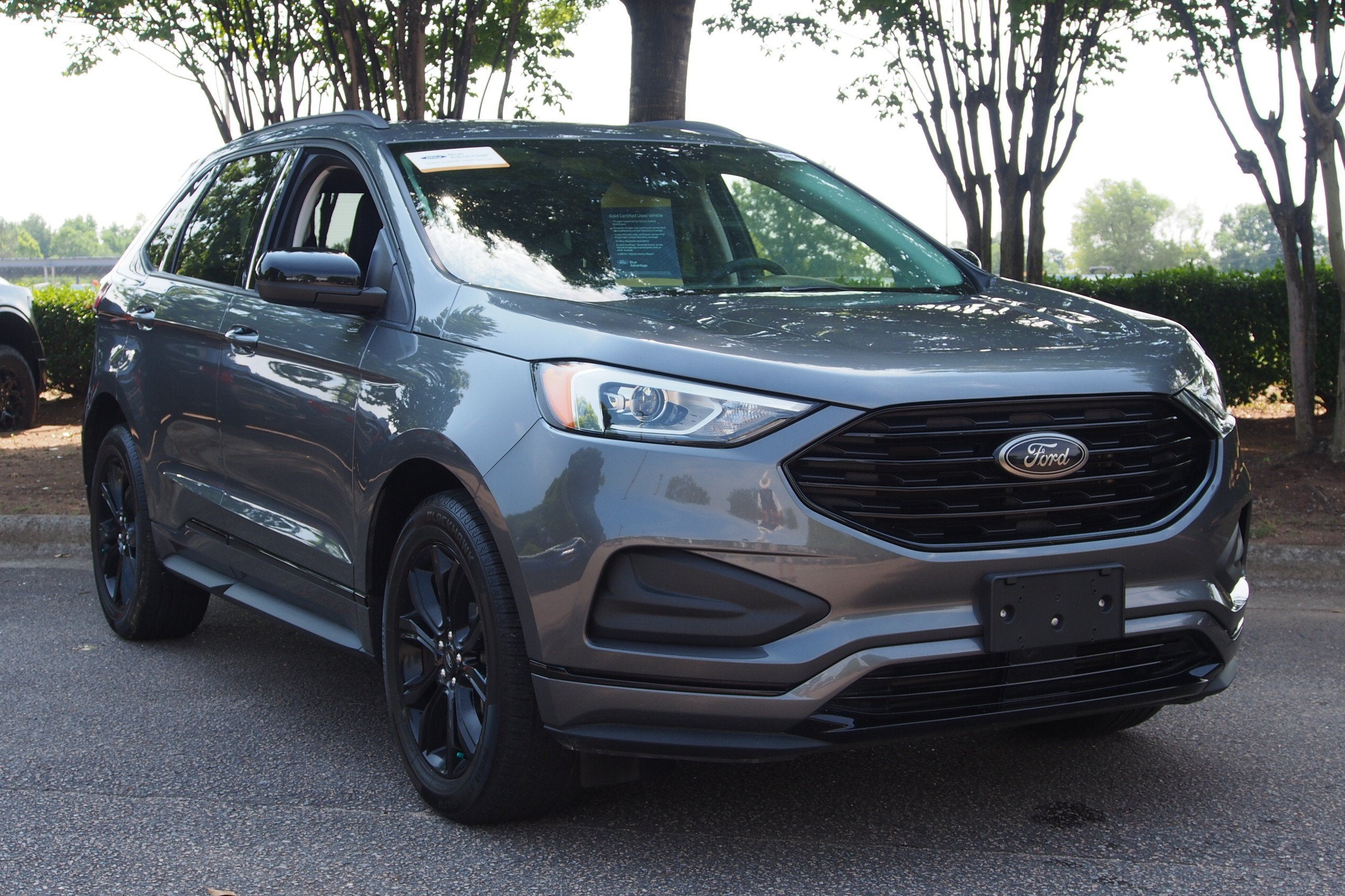 2022 Ford Edge SE