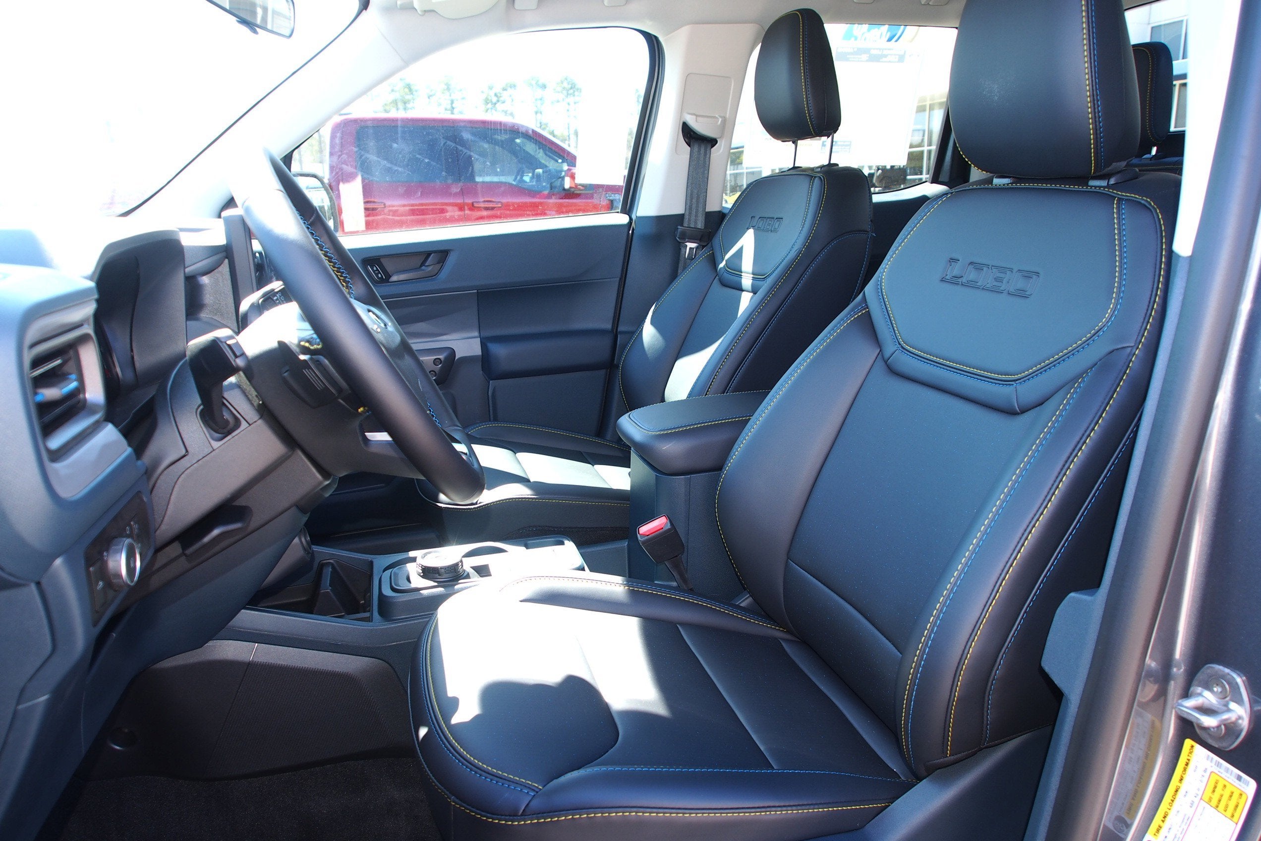 2026 Ford Maverick Lobo Standard