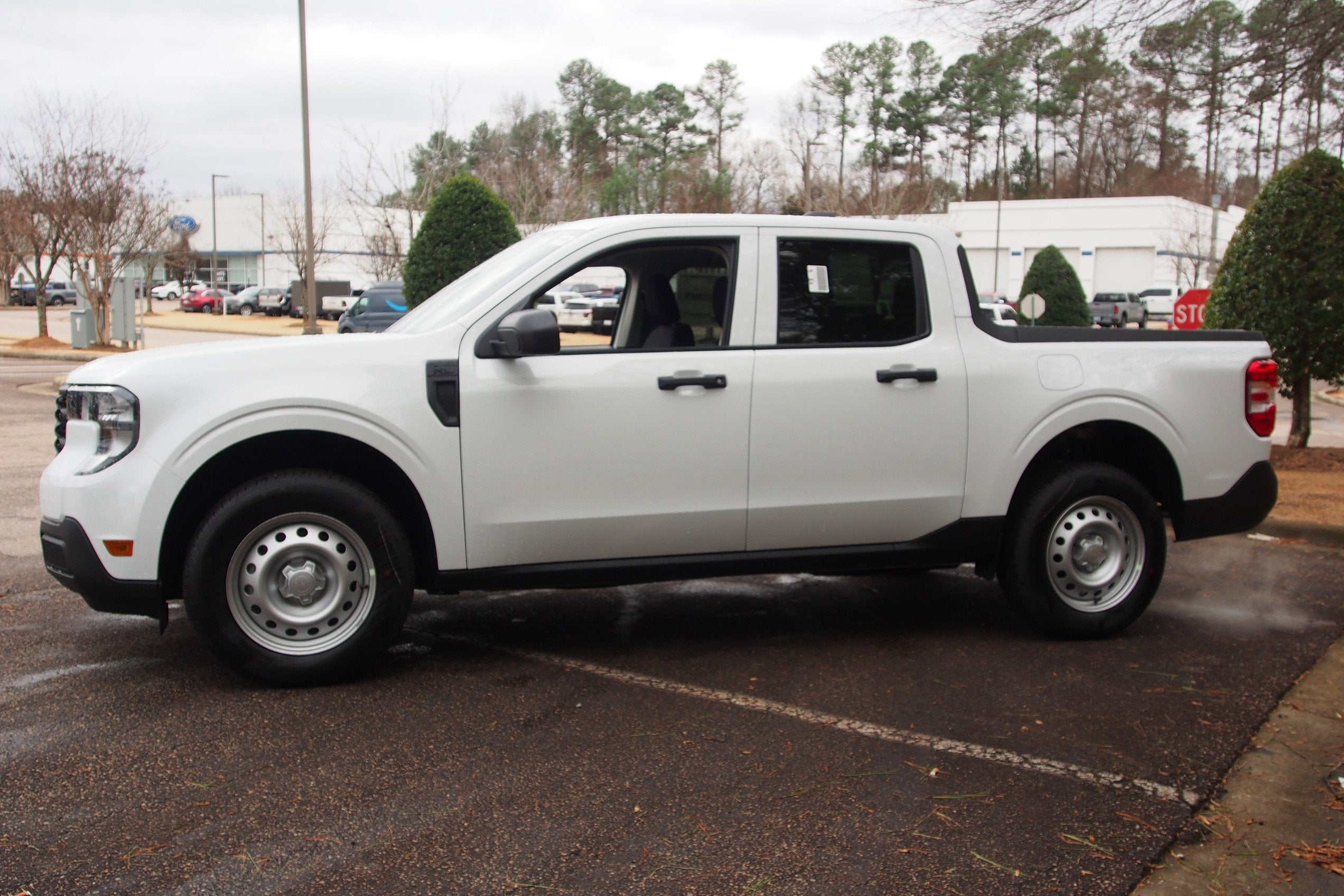 2026 Ford Maverick XL