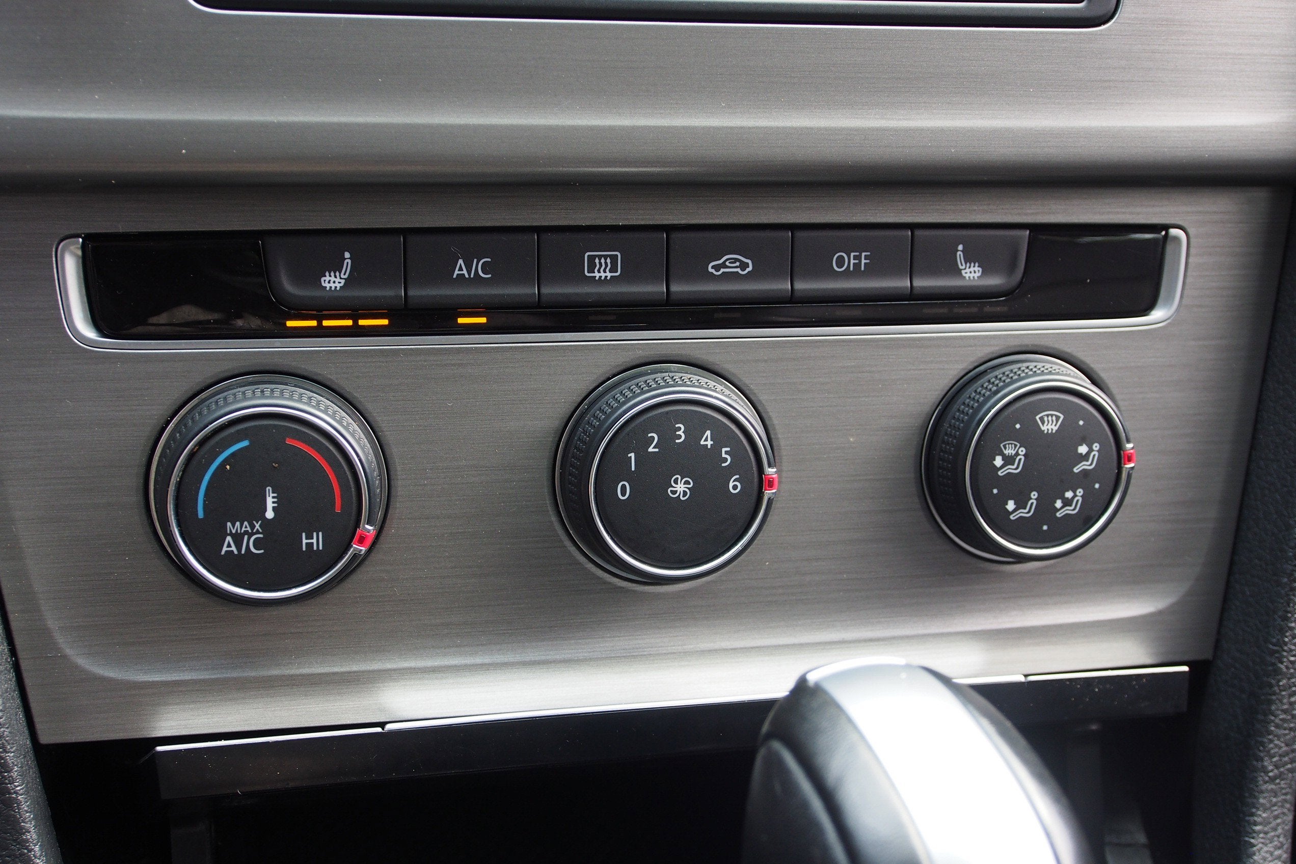 2017 Volkswagen Golf SE